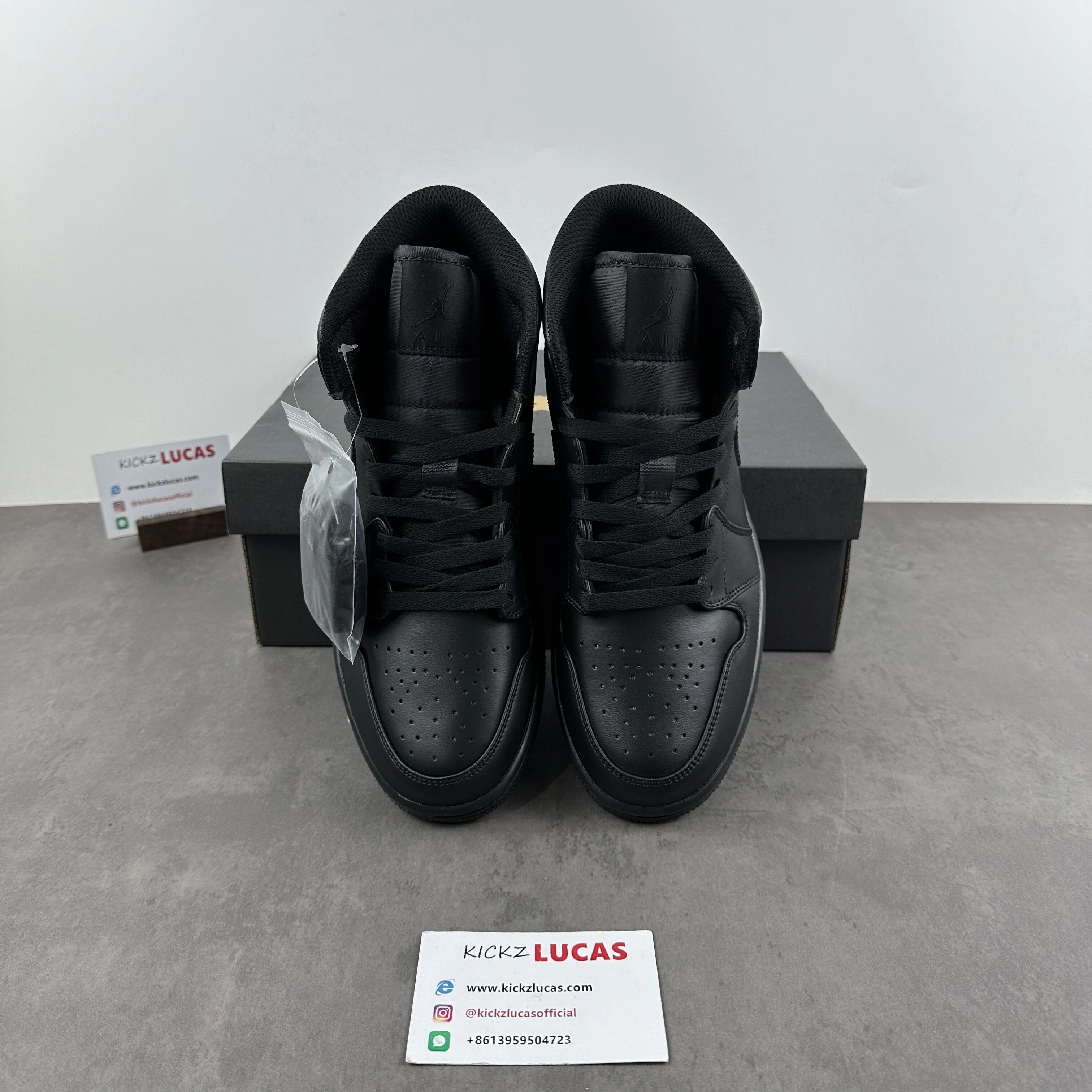 Durable Air Jordan 1 Mid Triple Black 554724- 1433