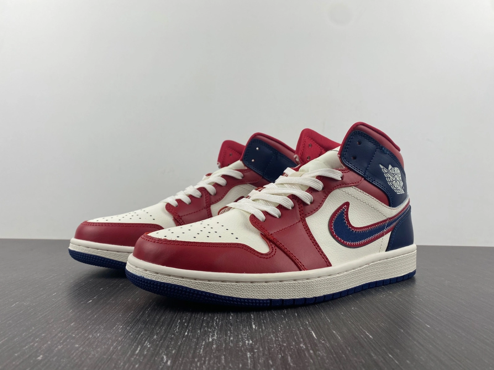 Durable Air Jordan 1 Mid red white navy DZ5485- 1617