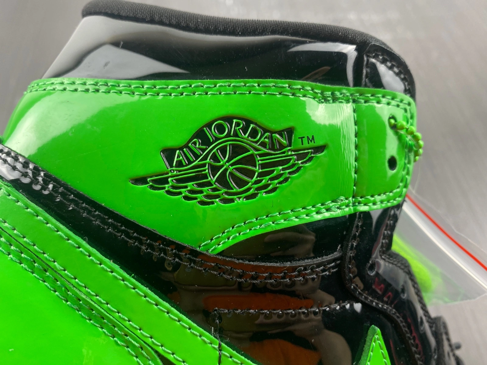 HighPerformance Air Jordan 1 Pine Green 555088- 1615
