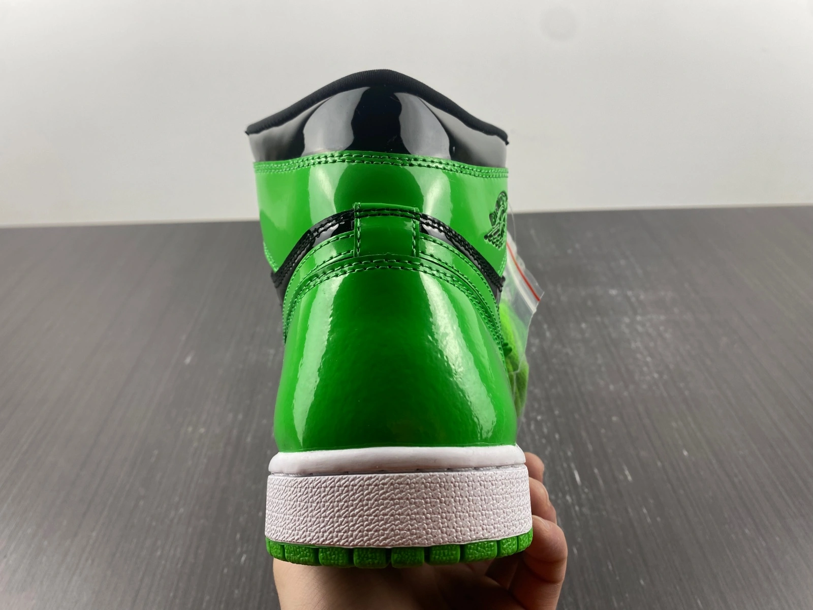 HighPerformance Air Jordan 1 Pine Green 555088- 1615