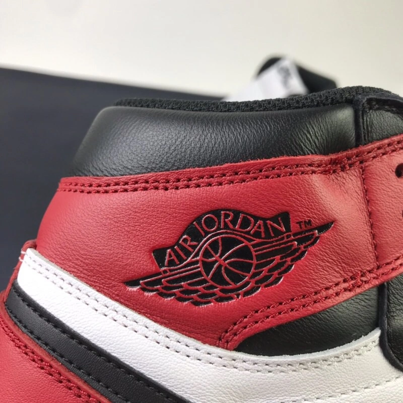 Air Jordan 1 Retro Black Toe 555088- Snug 1711