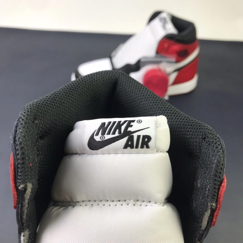 Air Jordan 1 Retro Black Toe 555088- Snug 1711