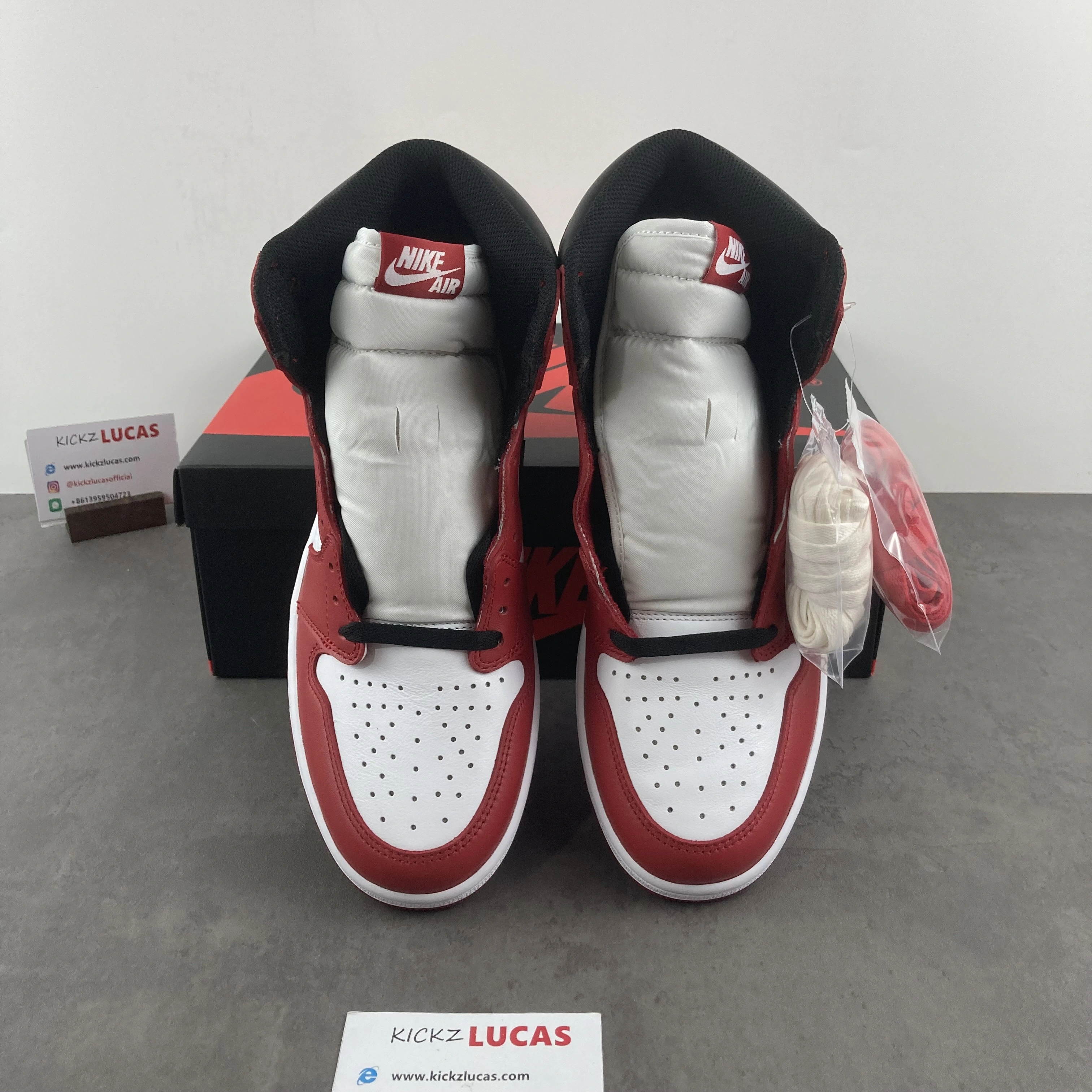 Air Jordan 1 Retro Chicago 555088- Effortless 1715