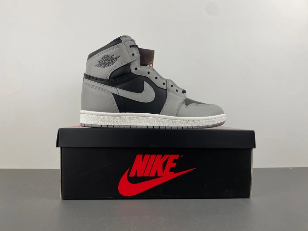 Vibrant Air Jordan 1 Retro High '85 OG Reverse Shadow HV6674- 1332