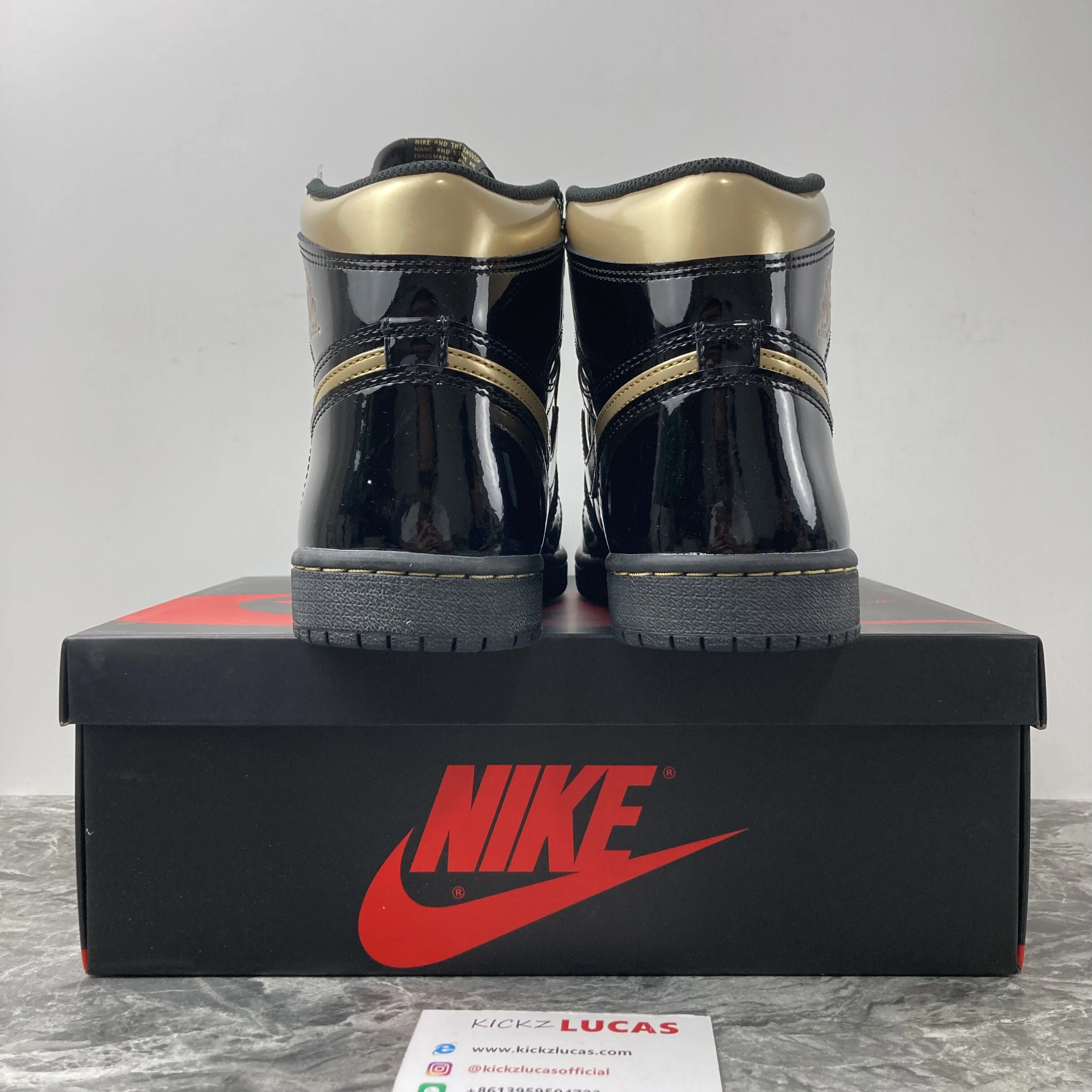 QuickDry Air Jordan 1 Retro High Black Metallic Gold 555088- 1783