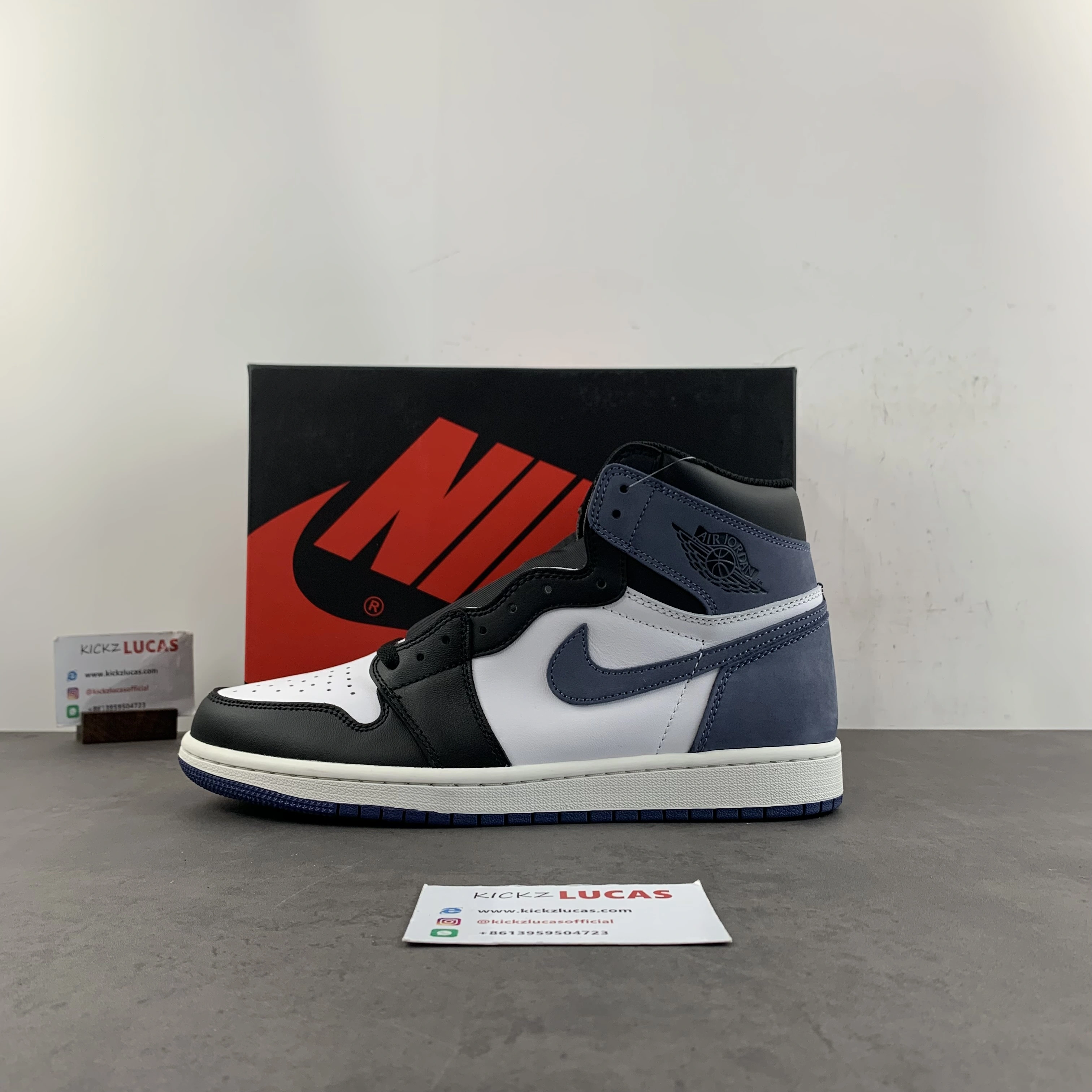 Contemporary Air Jordan 1 Retro High Blue Moon 555088- 1464