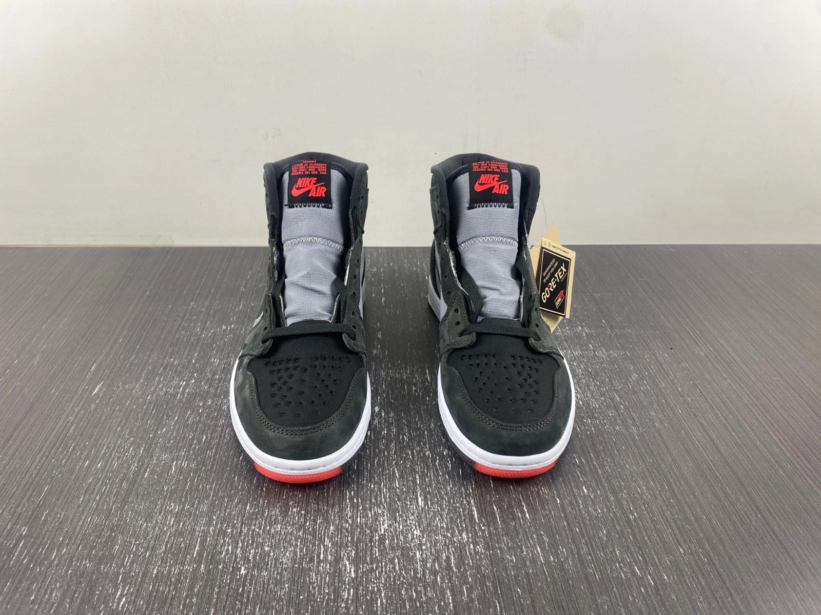 Air Jordan 1 Retro High Element Gore-Tex Black Infrared DB2889- ZeroBulk 1414