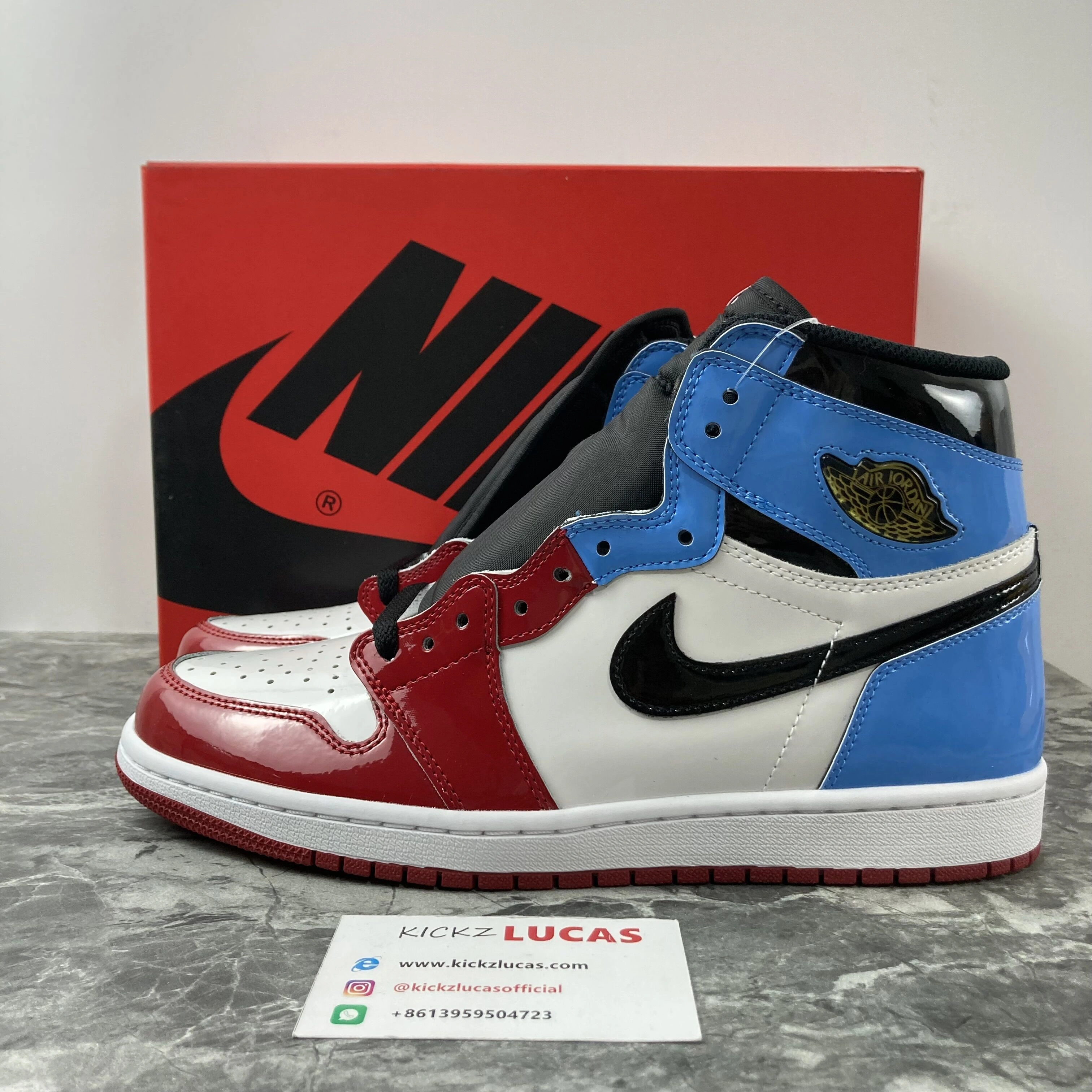 FreshLook Air Jordan 1 Retro High Fearless UNC Chicago CK5666- 1706
