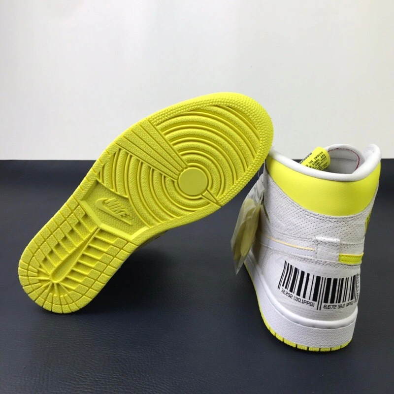 Air Jordan 1 Retro High First Class Flight 555088- Unique 1722