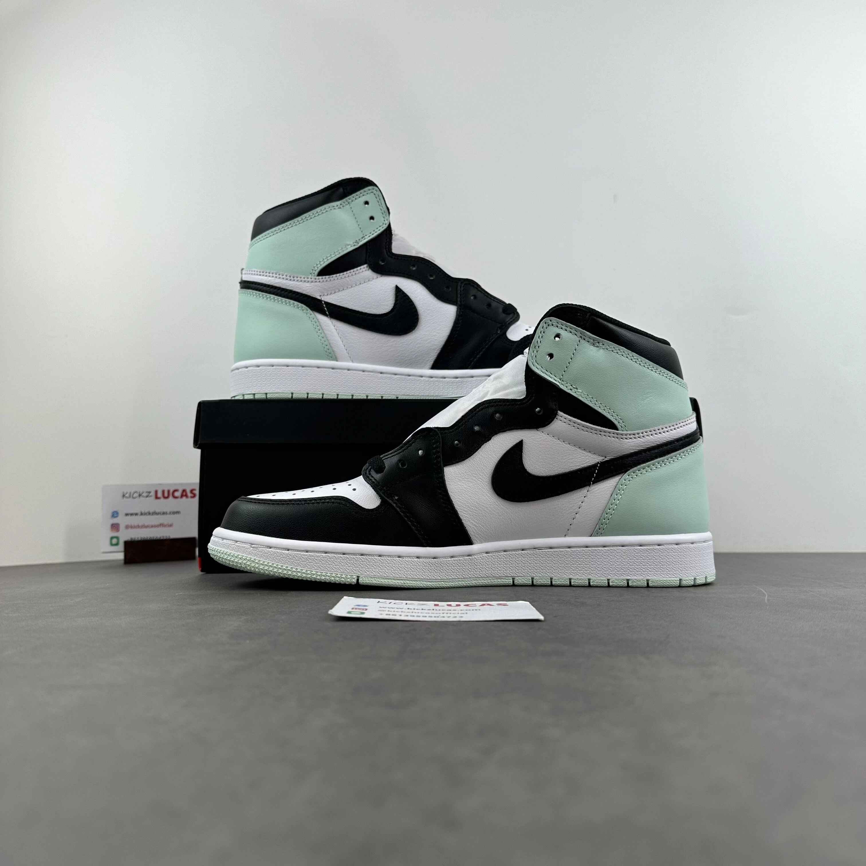 Air Jordan 1 Retro High Igloo 861428- Lightweight 1452