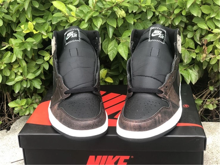 Sustainable Air Jordan 1 Retro High Light Army Rust Shadow Patina 555088- 1748