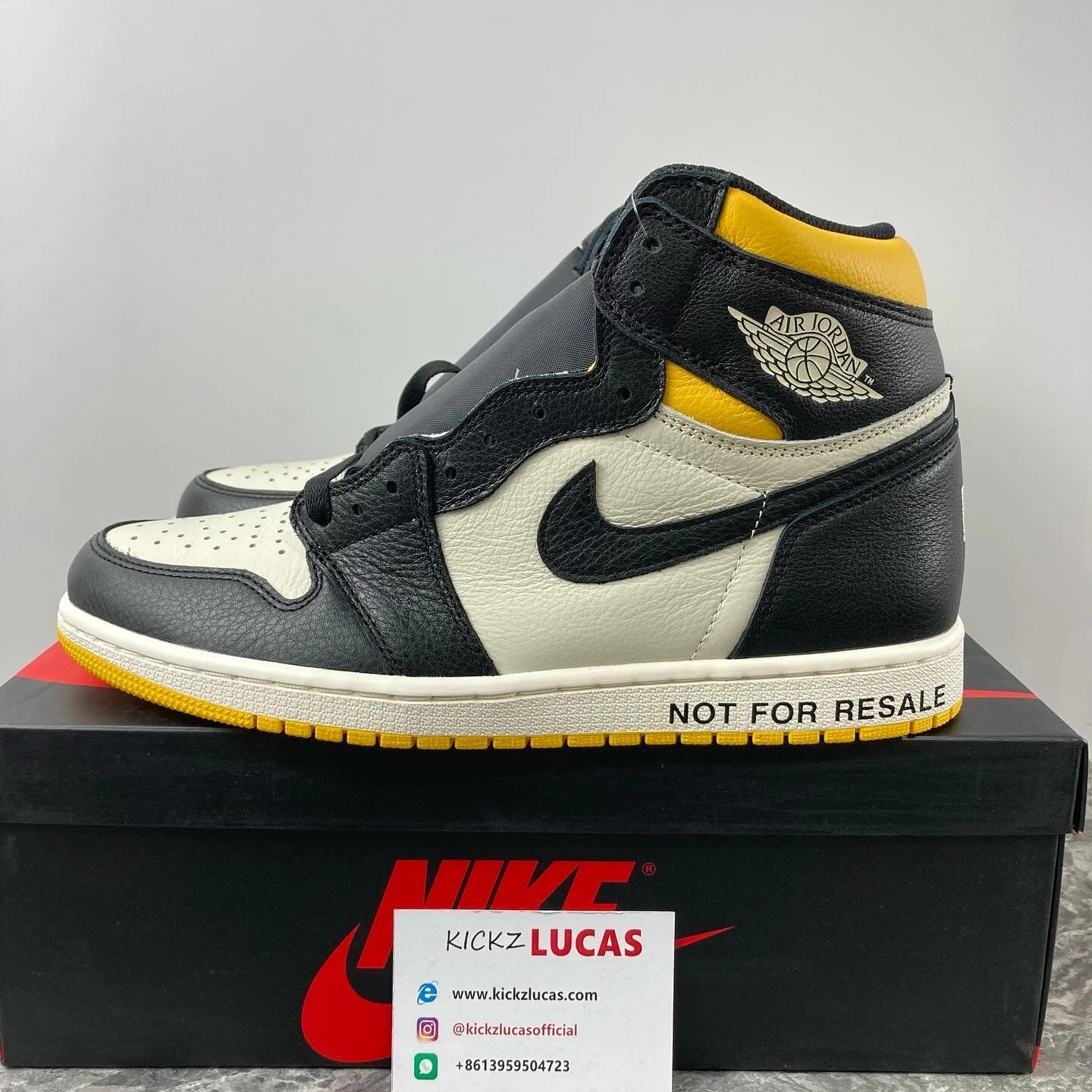 Air Jordan 1 Retro High Not for Resale Varsity Maize 861428- Minimalist 1710