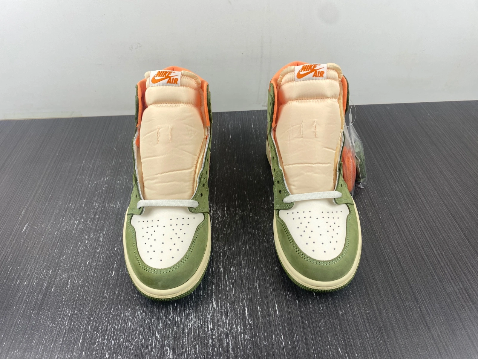 Air Jordan 1 Retro High OG Celadon FB9934- Chic 1484