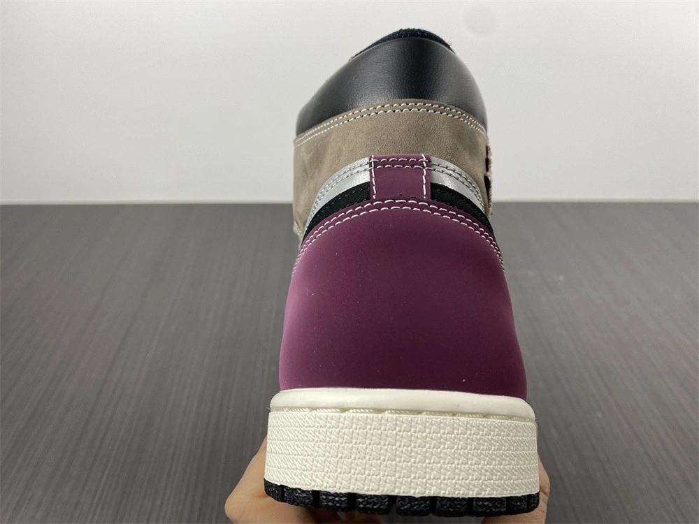 Effortless Air Jordan 1 Retro High OG Hand Crafted DH3097- 1696