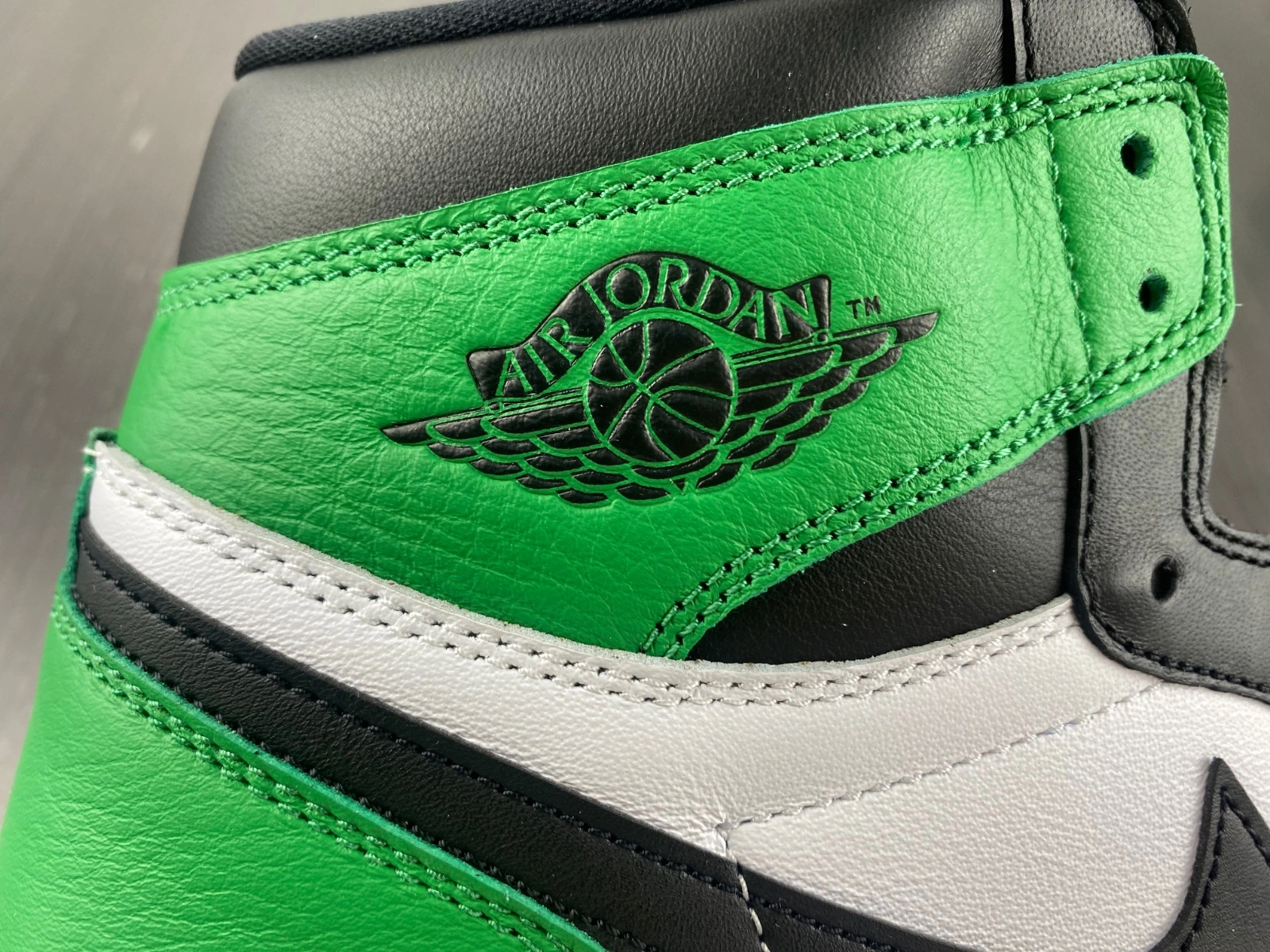 Air Jordan 1 Retro High OG Lucky Green DZ5485- Sporty 1584