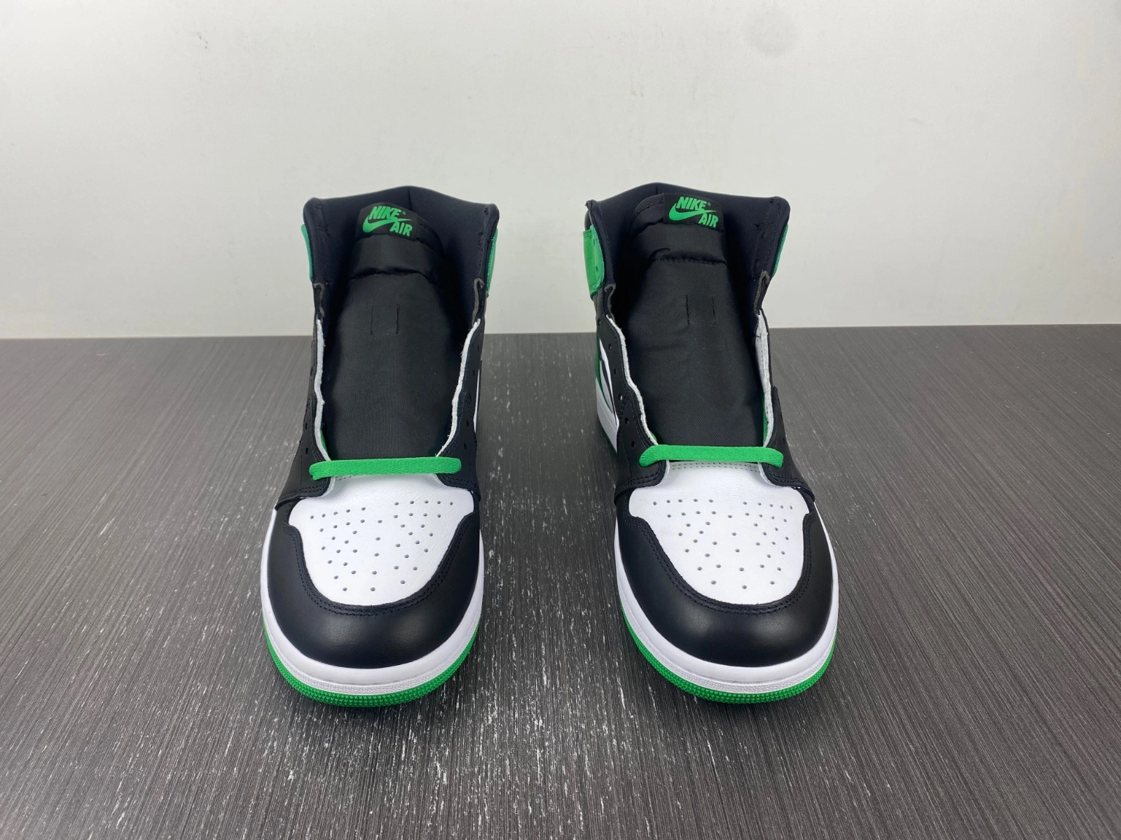 Air Jordan 1 Retro High OG Lucky Green DZ5485- Sporty 1584