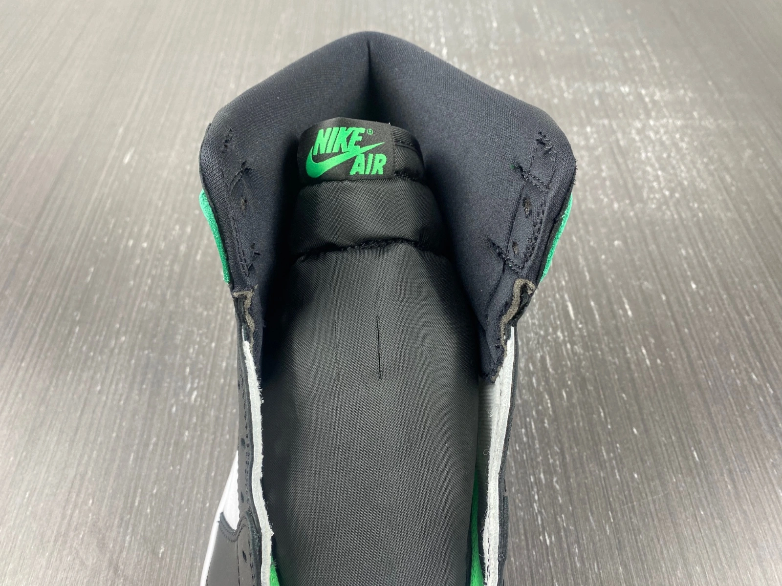 Air Jordan 1 Retro High OG Lucky Green DZ5485- Sporty 1584