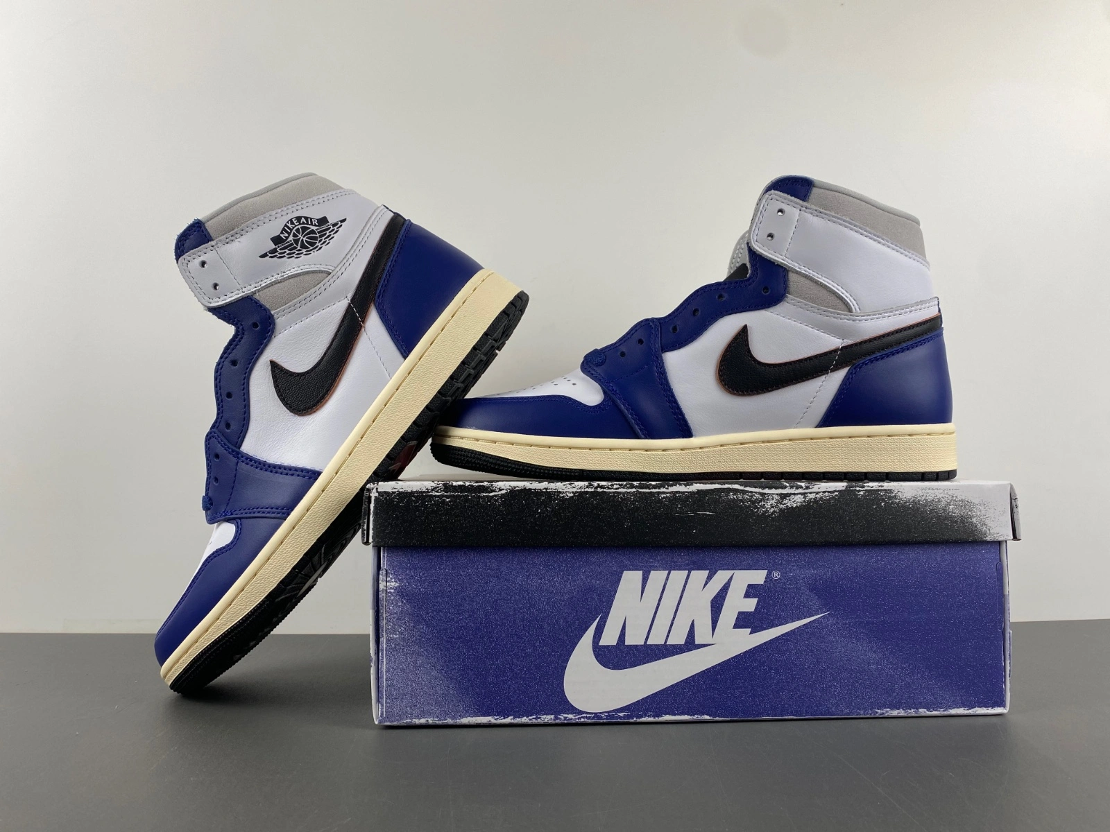 Air Jordan 1 Retro High OG Rare Air Z5485- Trendsetting 1347