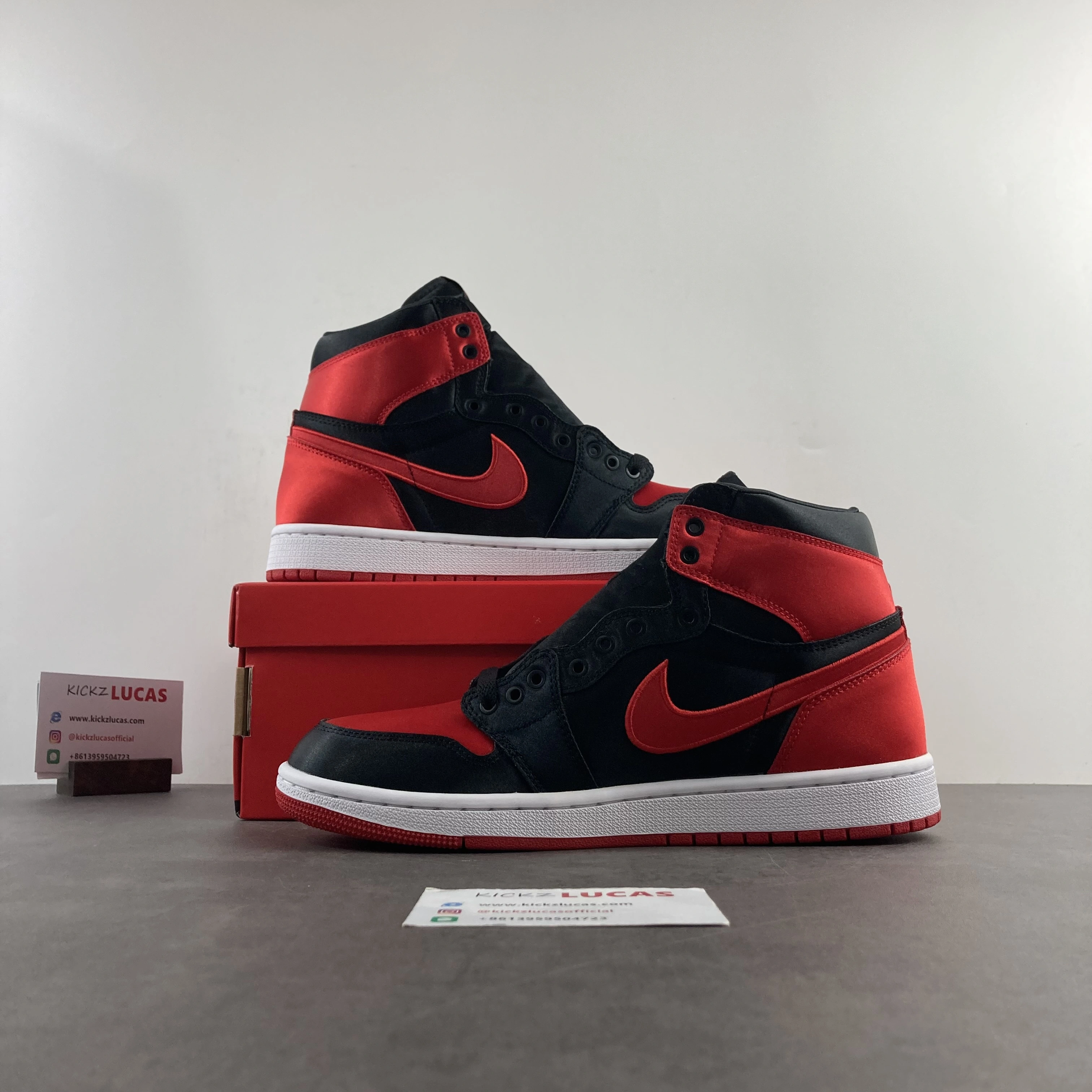 Air Jordan 1 Retro High OG Satin Bred FD4810- Soft 1505