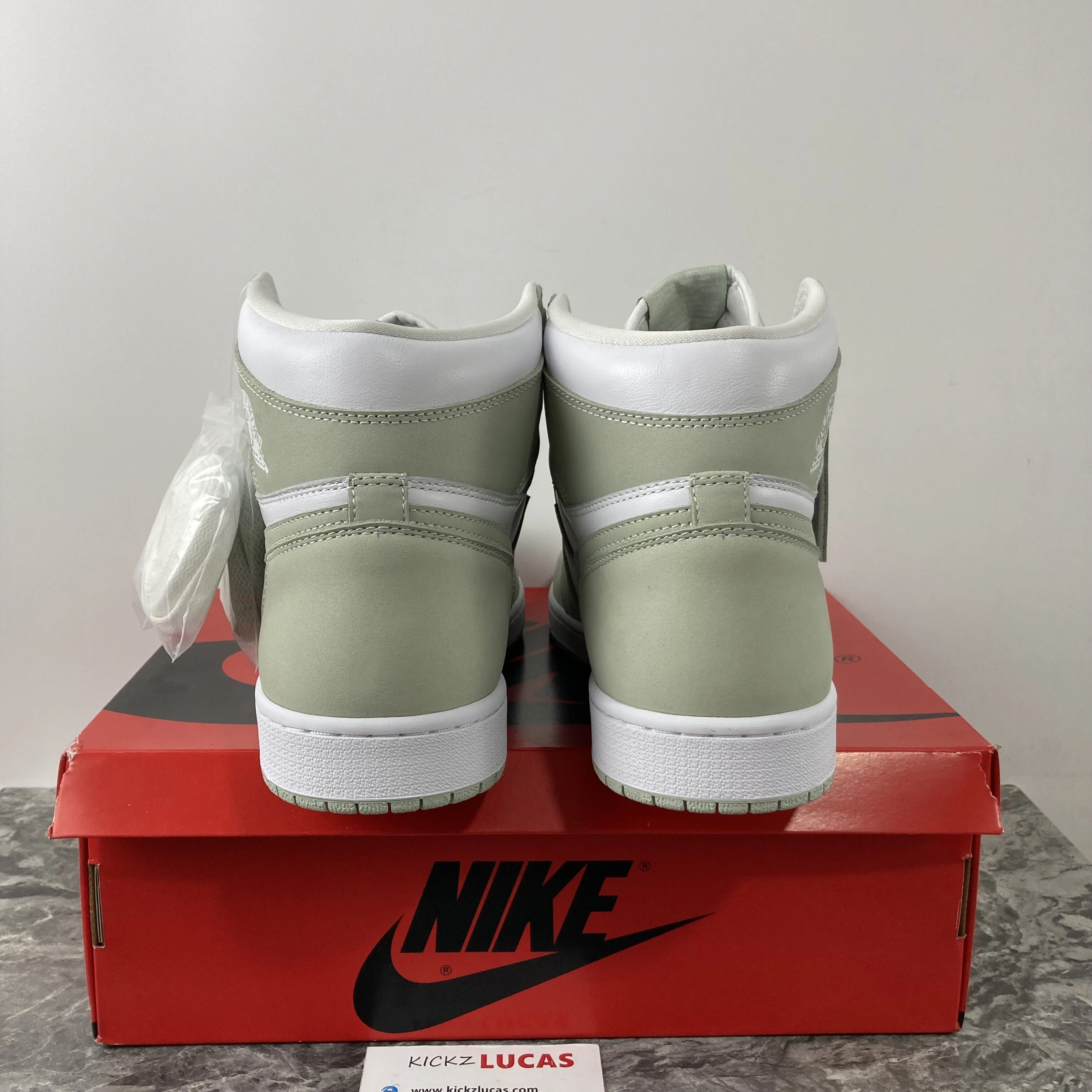 Air Jordan 1 Retro High OG Seafoam CD0461- UrbanStyle 1699