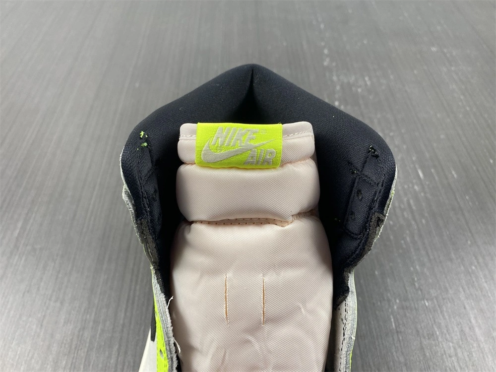 Modern Air Jordan 1 Retro High OG Visionaire 555088- 1664