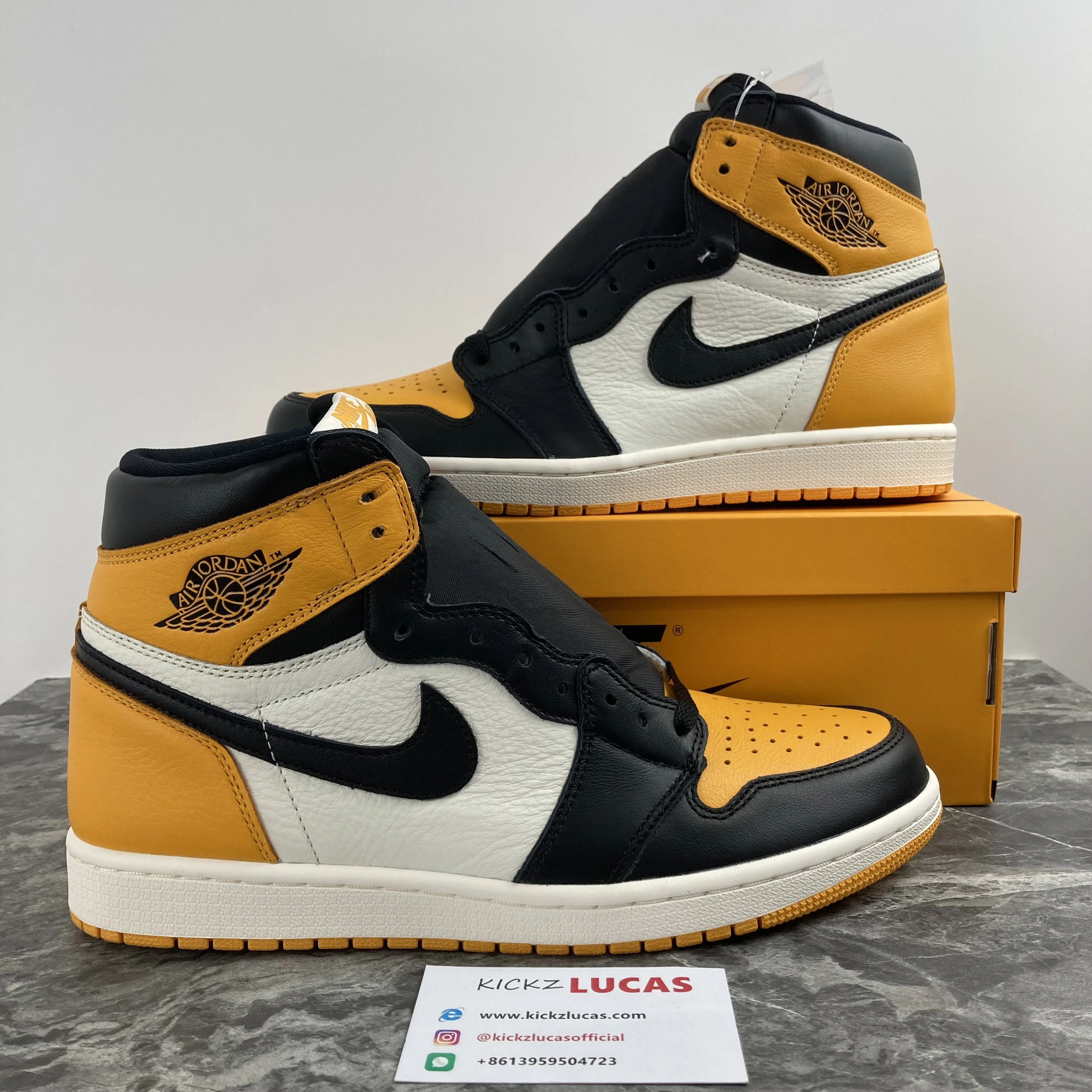 Flexible Air Jordan 1 Retro High OG Yellow Toe 555088- 1675