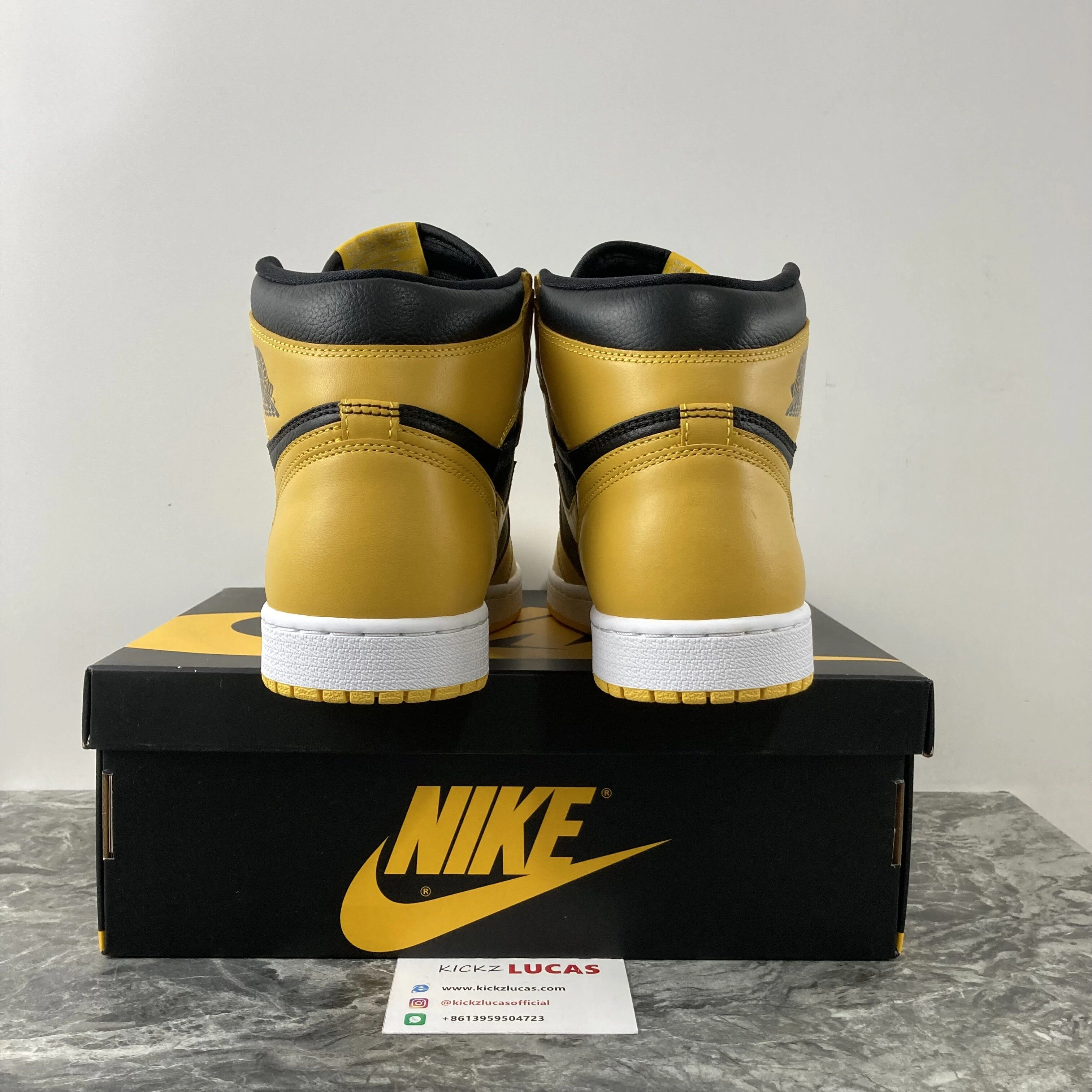RelaxedFit Air Jordan 1 Retro High Pollen 555088- 1723