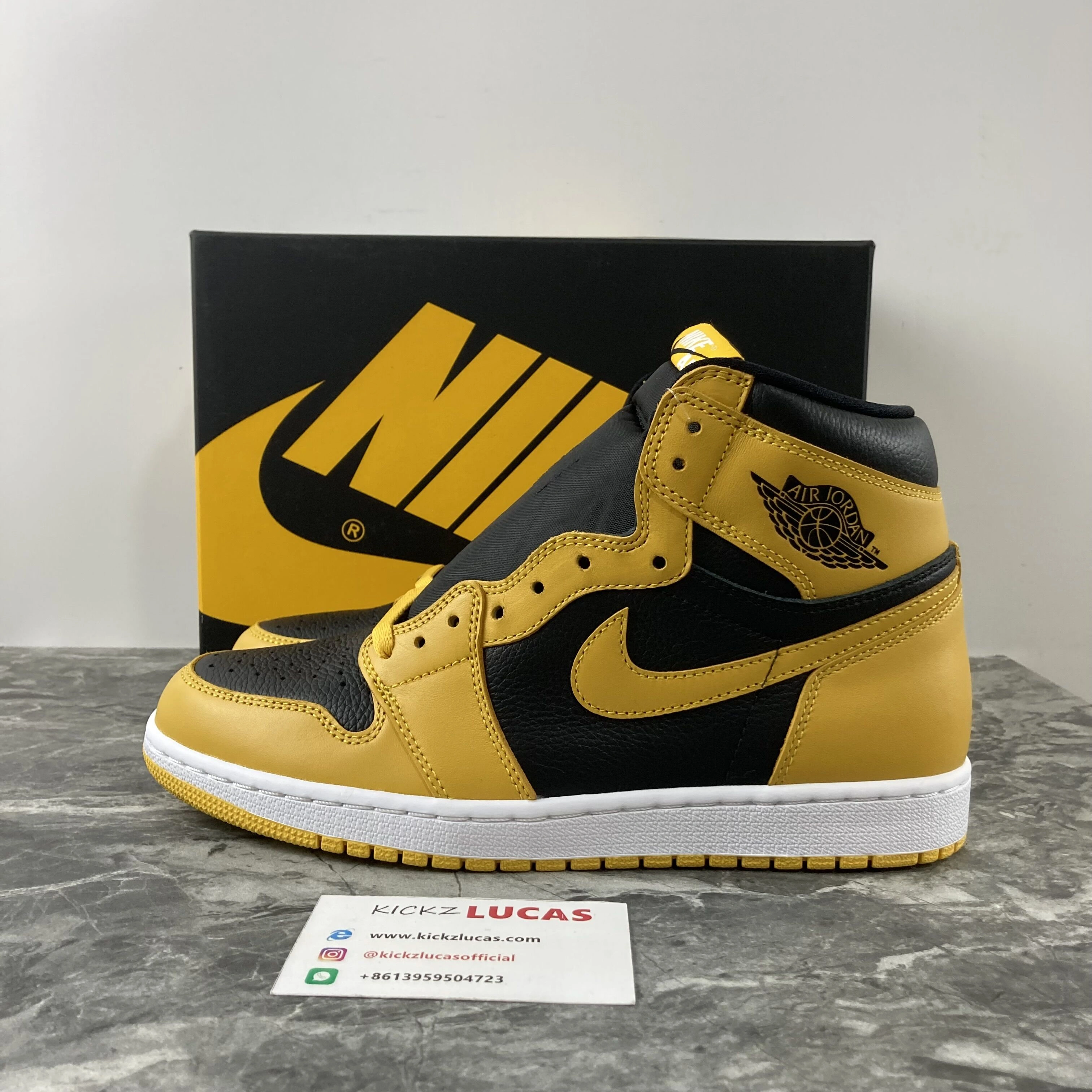 RelaxedFit Air Jordan 1 Retro High Pollen 555088- 1723