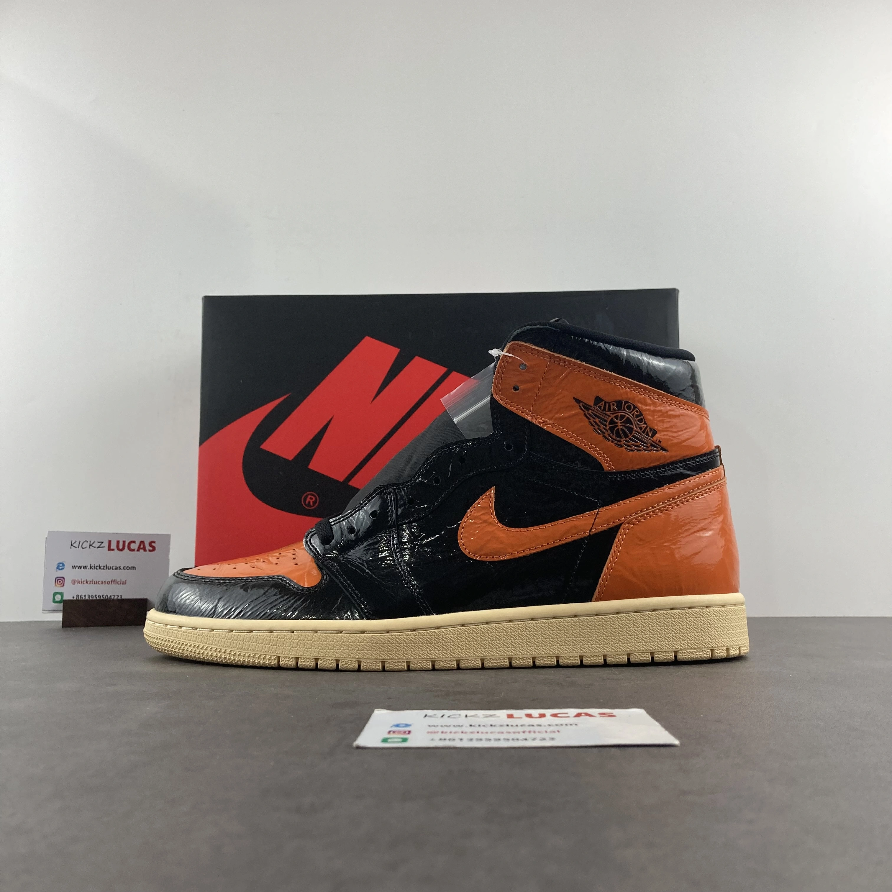 Air Jordan 1 Retro High Shattered Backboard 3.0 555088- Neat 1794