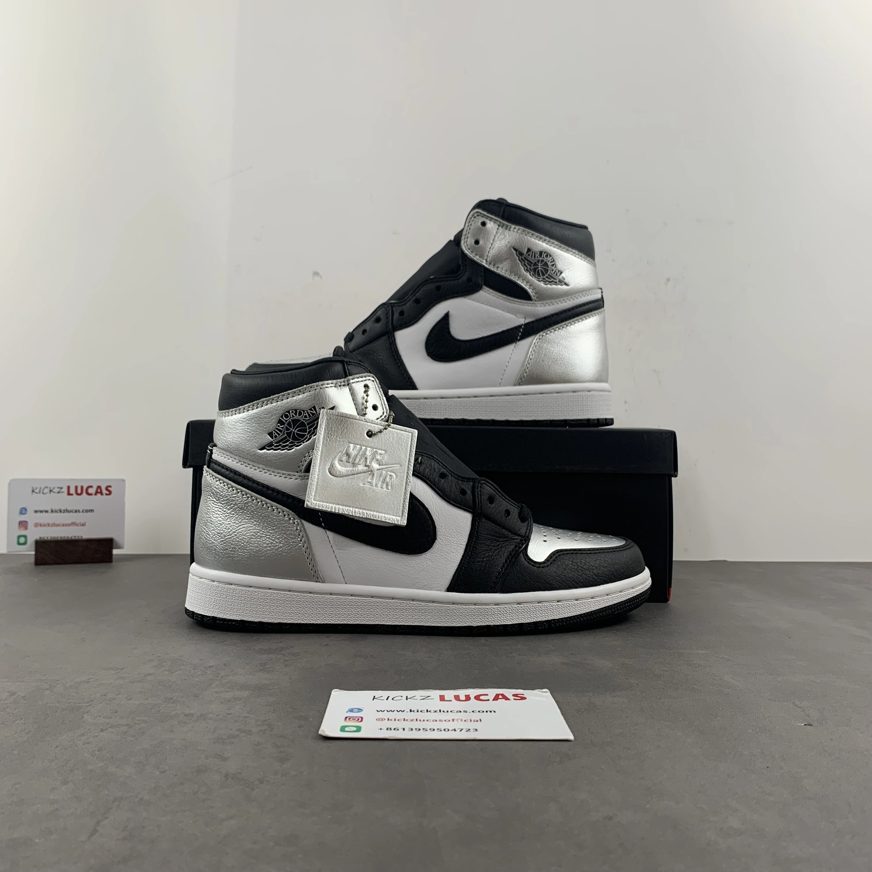 Seasonal Air Jordan 1 Retro High Silver Toe CD0461- 1751