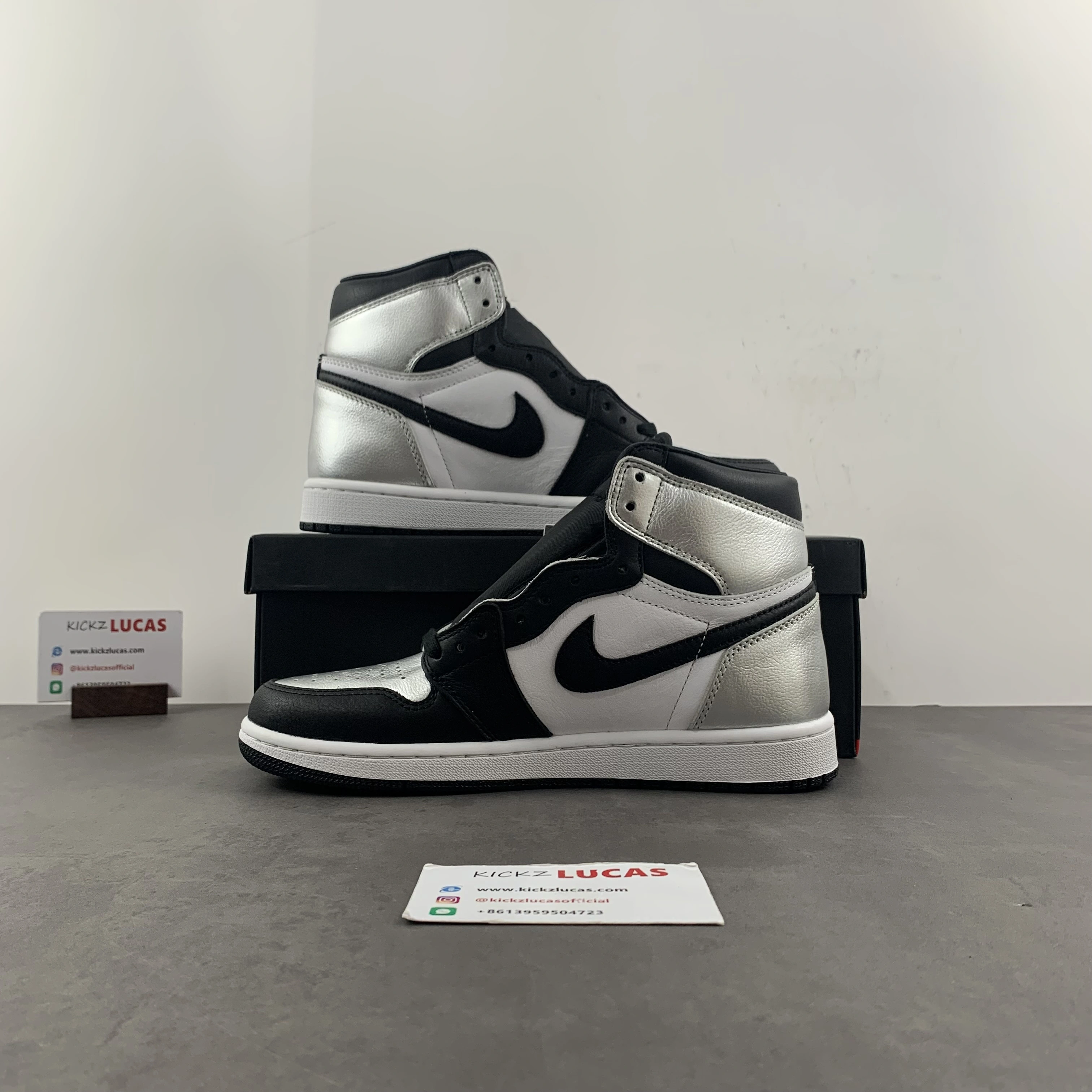 Seasonal Air Jordan 1 Retro High Silver Toe CD0461- 1751