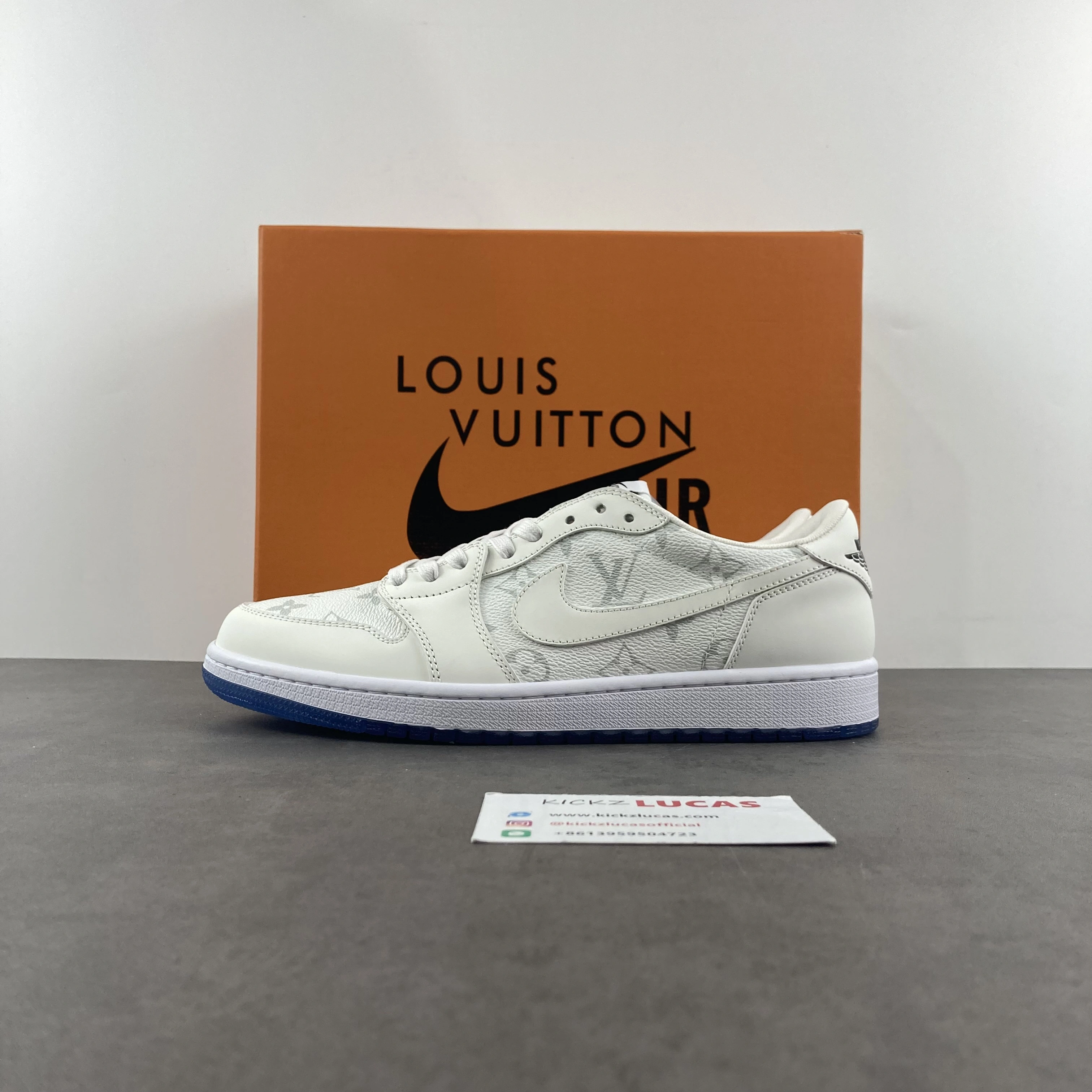 Lightweight Air Jordan 1 Retro LV 1496