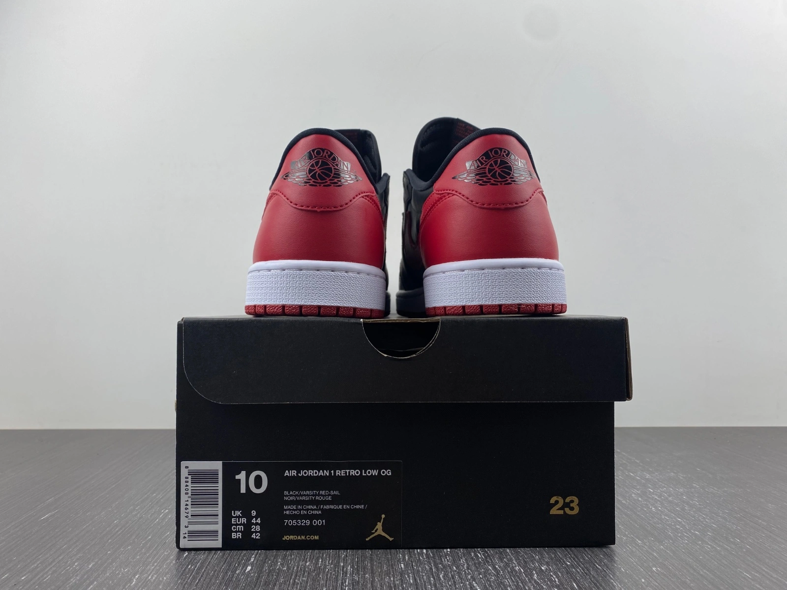 Air Jordan 1 Retro Low Bred 705329- Durable 1548