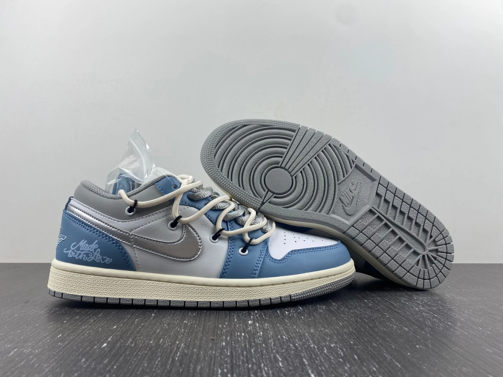 Modern Air Jordan 1 Retro Low Customized 553558- 1550
