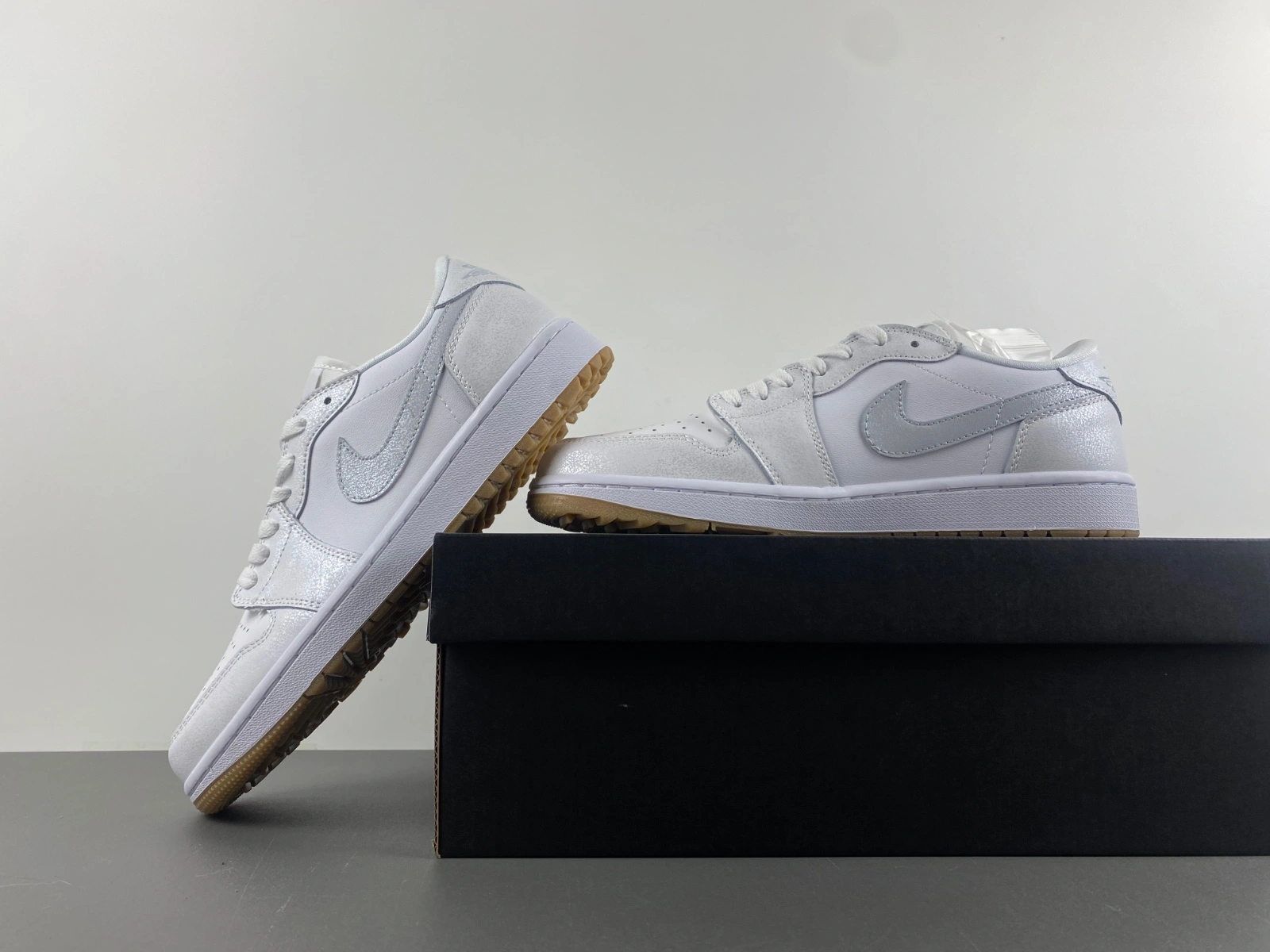 Air Jordan 1 Retro Low Golf White Gum DD9315- UrbanStyle 1399