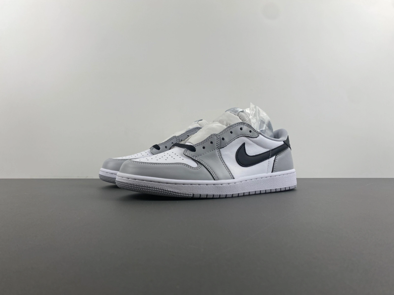 WrinkleFree Air Jordan 1 Retro Low Grey CZ0790- 1397