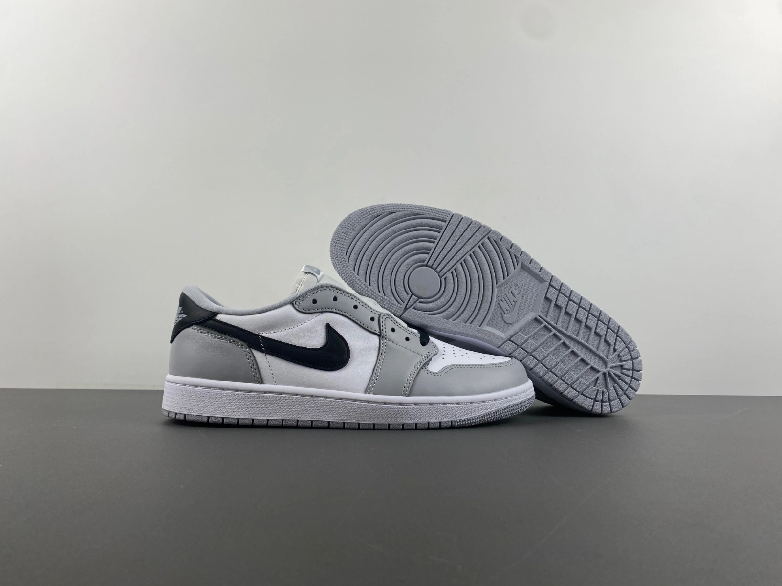 WrinkleFree Air Jordan 1 Retro Low Grey CZ0790- 1397