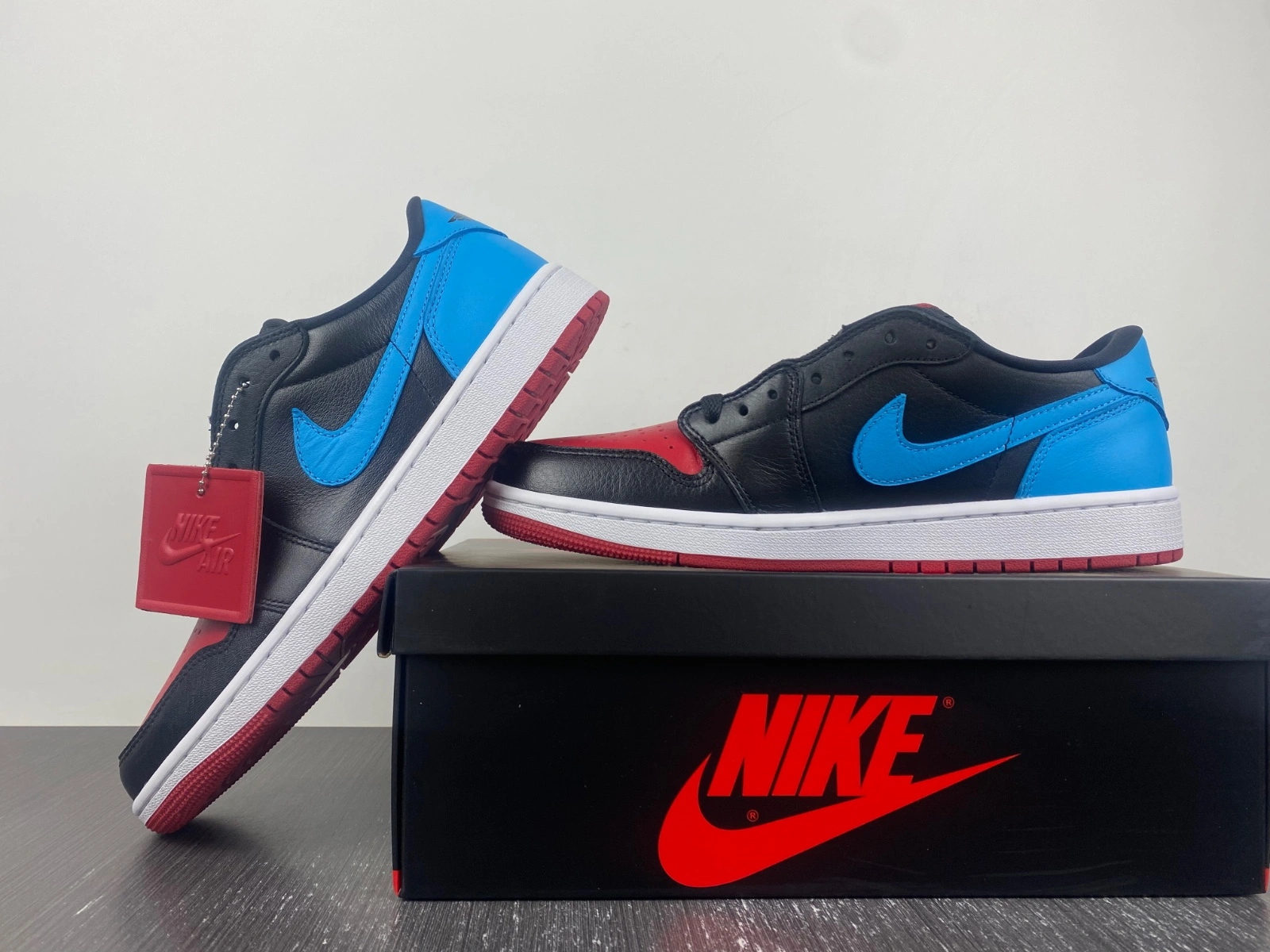 EasyMatch Air Jordan 1 Retro Low OG NC to Chi CZ0775- 1507