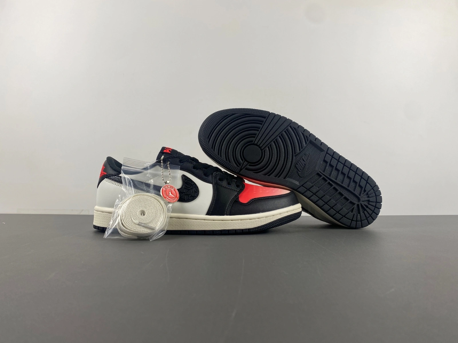 Air Jordan 1 Retro Low OG PSG Paris Saint-Germain HF8828- Bold 1350