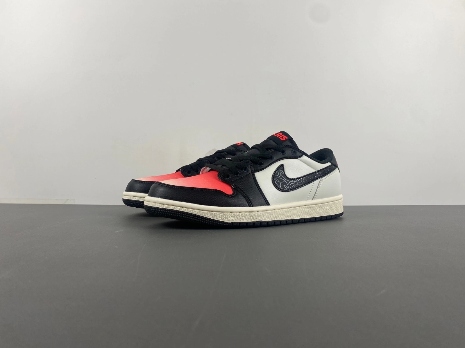 Air Jordan 1 Retro Low OG PSG Paris Saint-Germain HF8828- Bold 1350