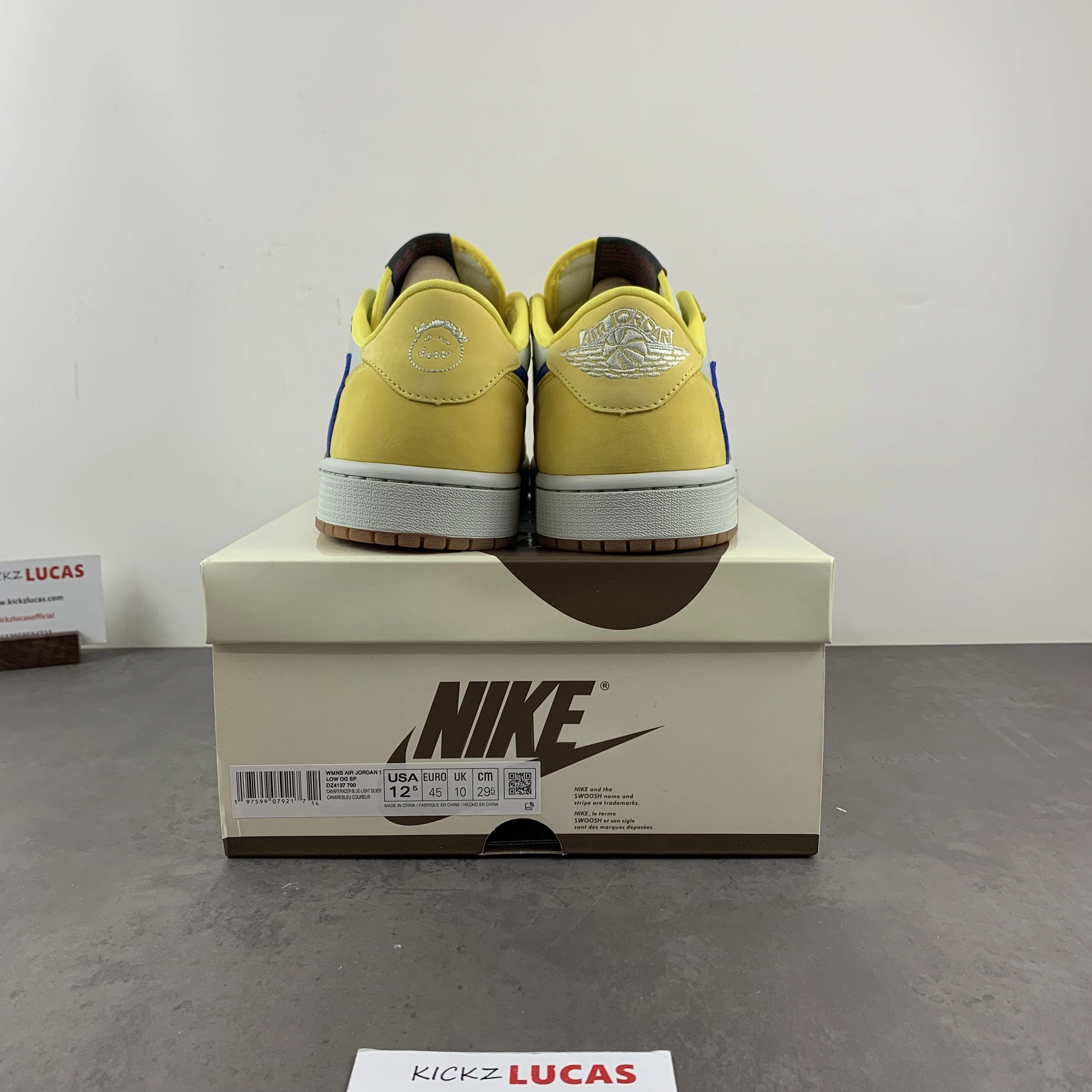 Air Jordan 1 Retro Low OG SP Travis Scott Canary DZ4137- Chic 1420
