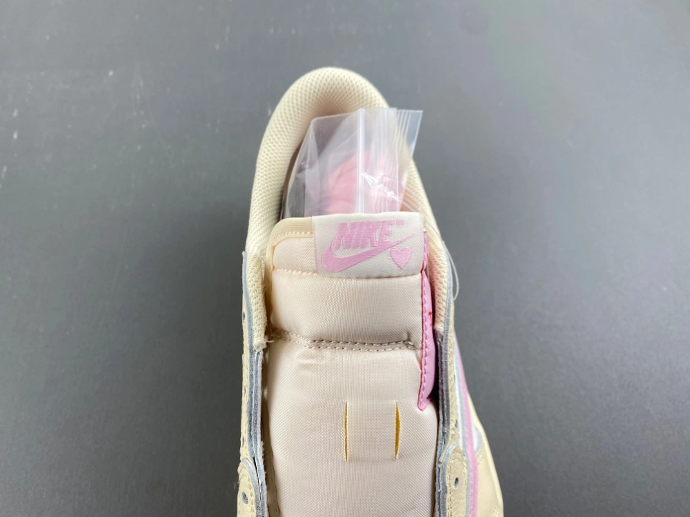 Air Jordan 1 Retro Low OG SP Travis Scott Shy Pink IQ7604- Popular 1320