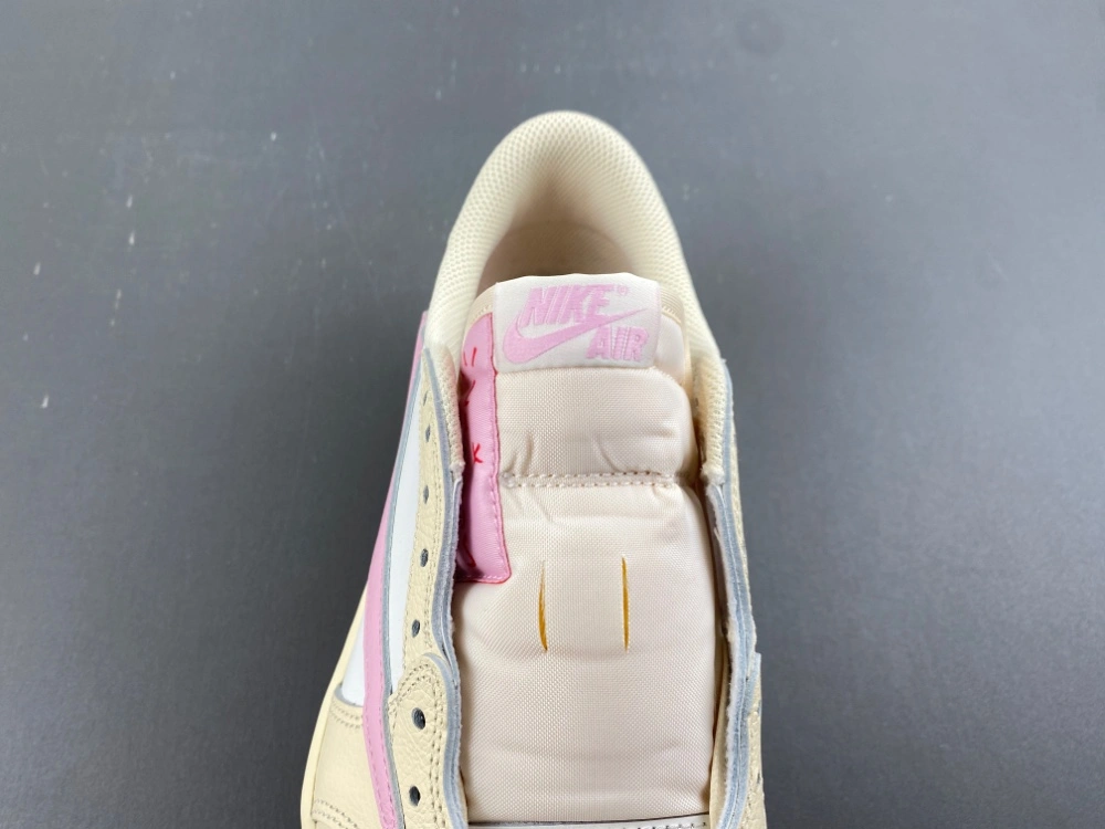 Air Jordan 1 Retro Low OG SP Travis Scott Shy Pink IQ7604- Popular 1320
