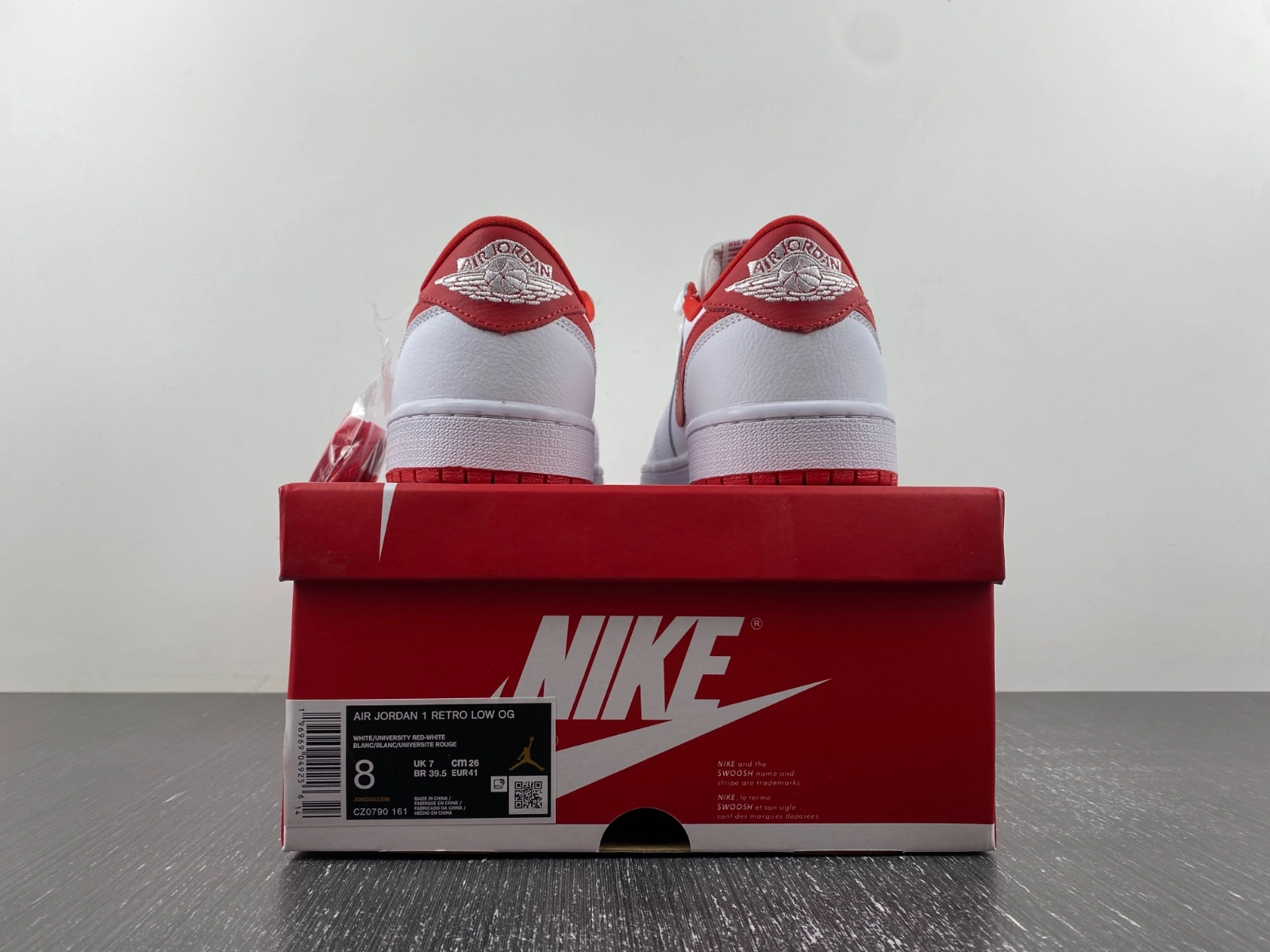 Air Jordan 1 Retro Low OG University Red CZ0790- Trendsetting 1456