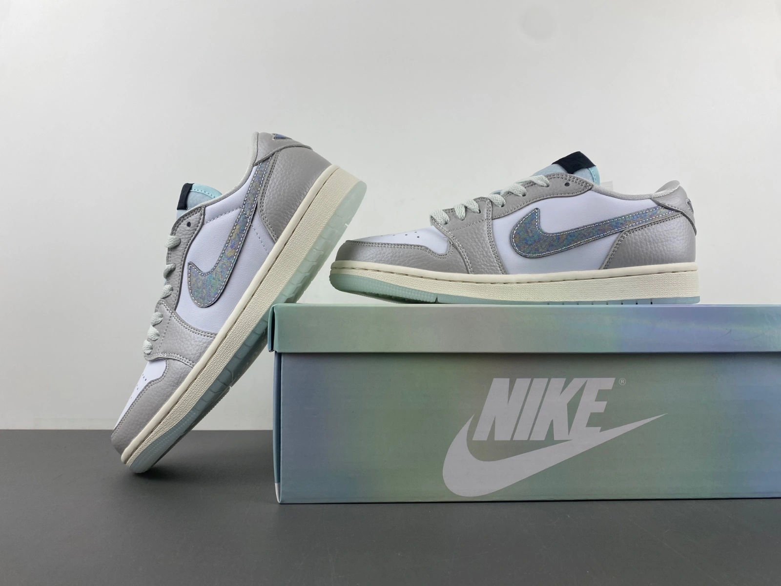 Air Jordan 1 Retro Low OG Year of the Snake HF3144- SmoothTexture 1344