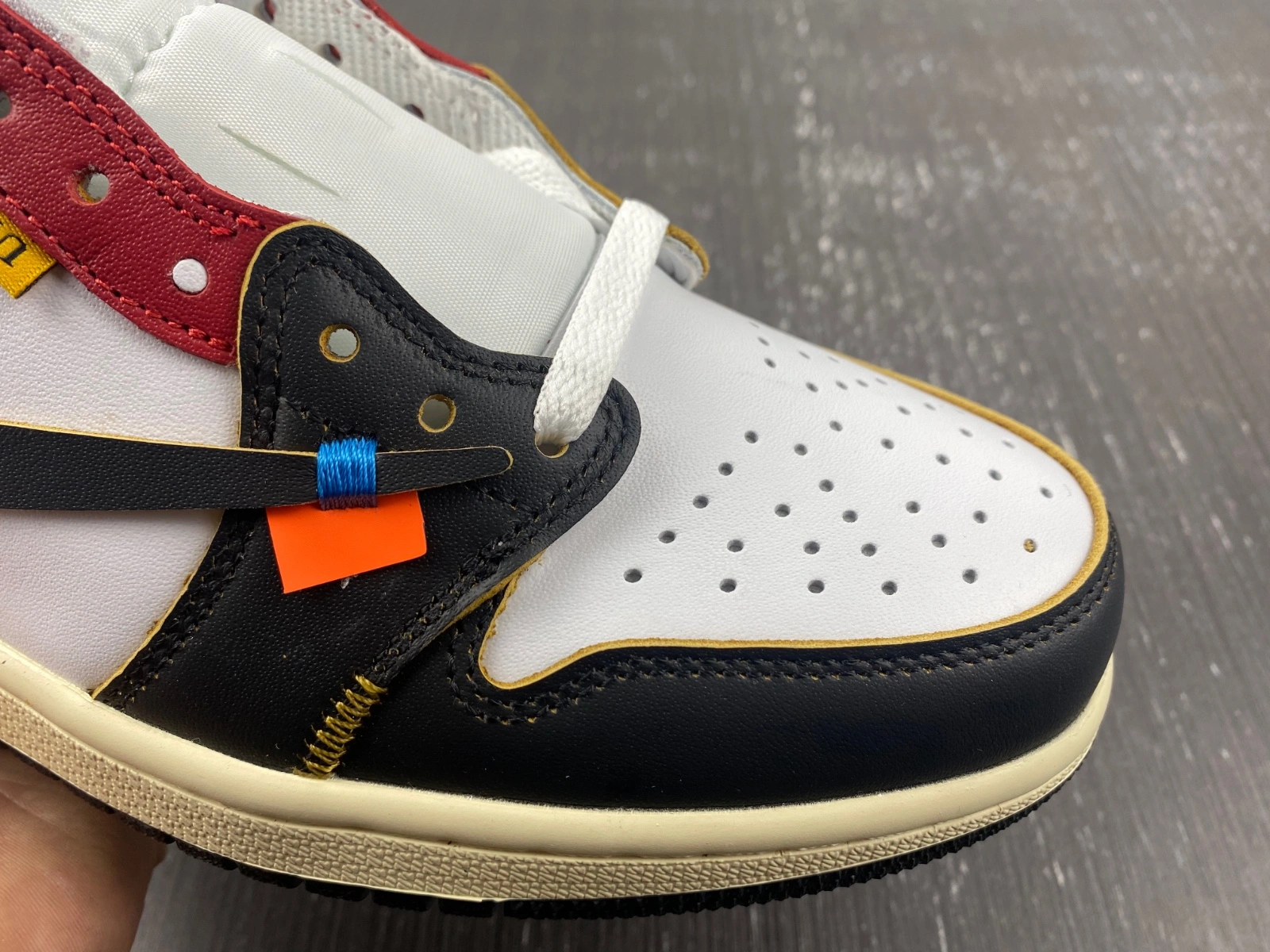 Air Jordan 1 Retro Low Off-White UN CZ0790- Supportive 1569