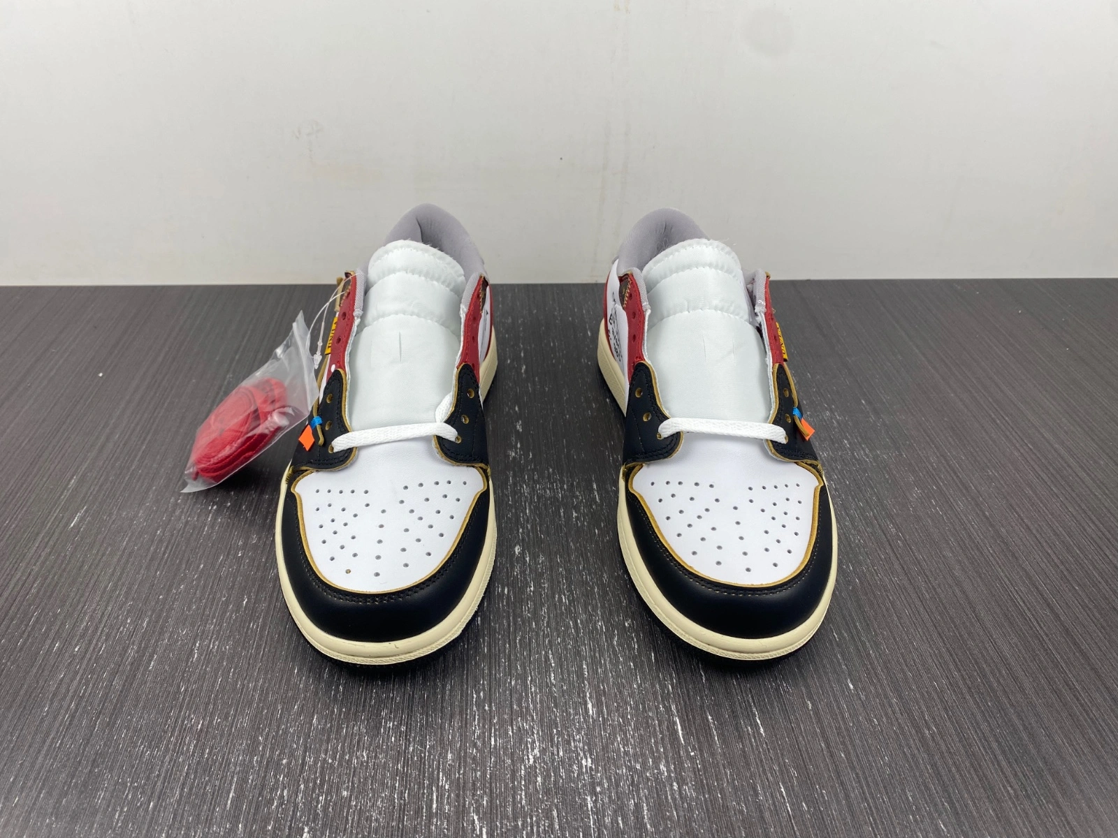 Air Jordan 1 Retro Low Off-White UN CZ0790- Supportive 1569