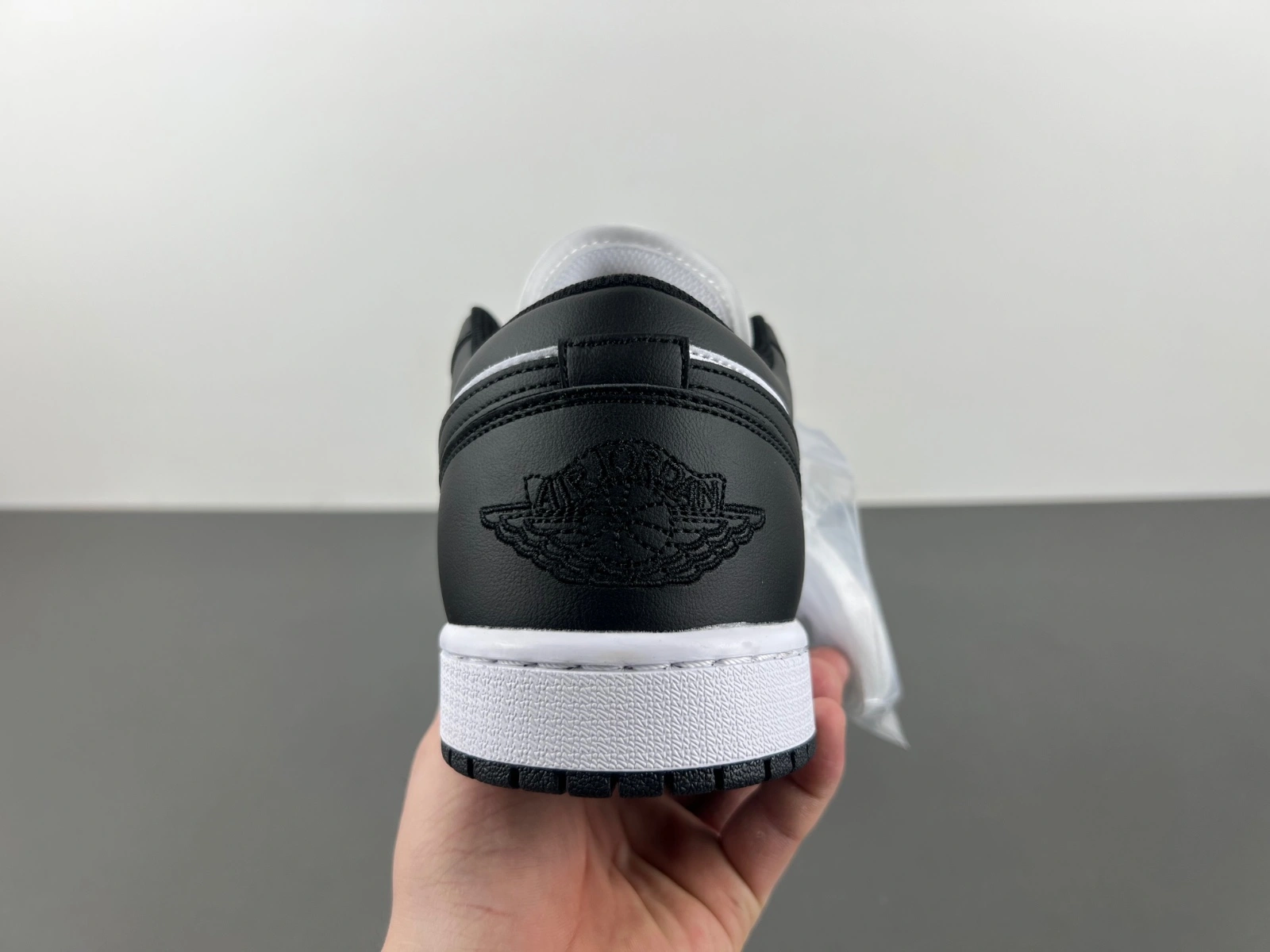 GoAnywhere Air Jordan 1 Retro Low Panda 5553558- 1343