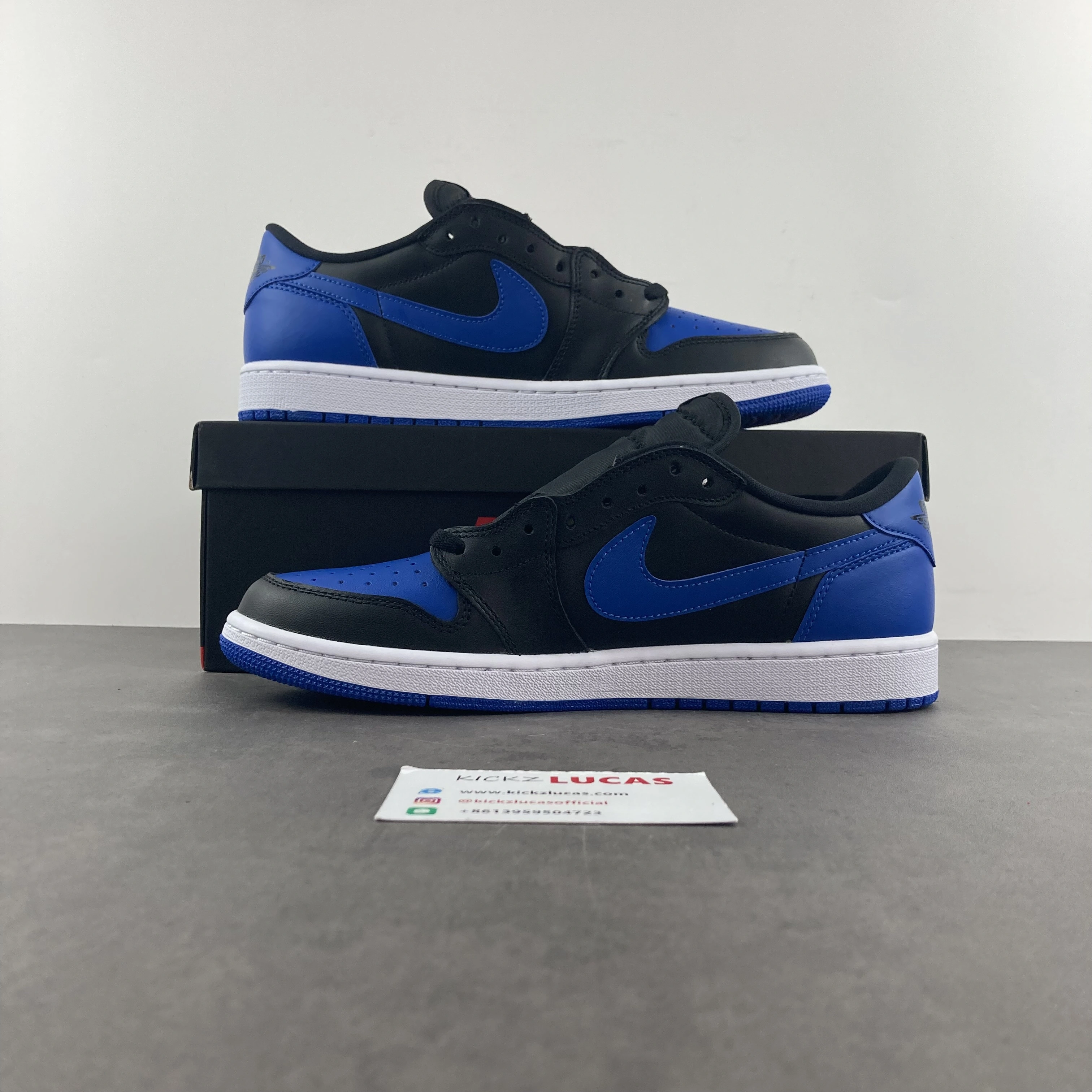 Air Jordan 1 Retro Low Royal 705329- Vibrant 1551
