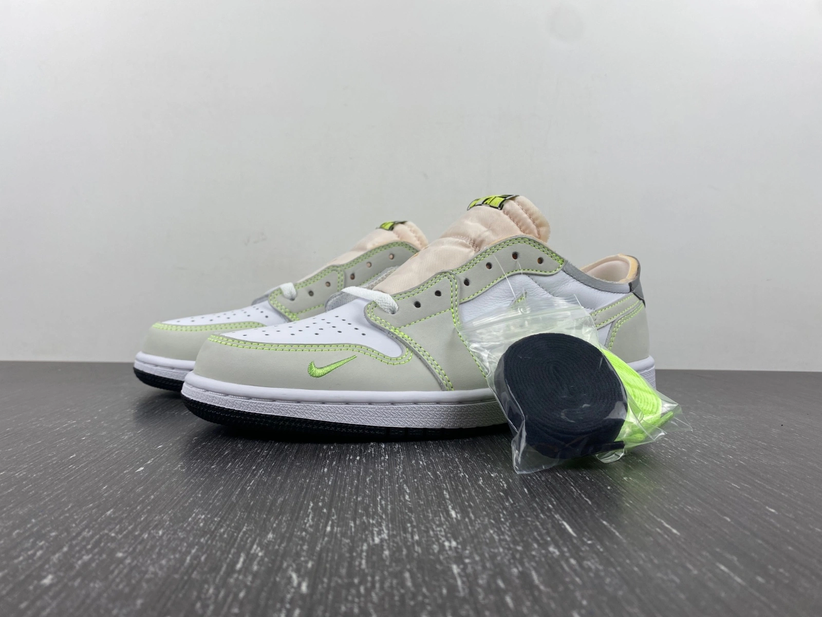 Youthful Air Jordan 1 Retro Low White Ghost Green Black DM7837- 1682